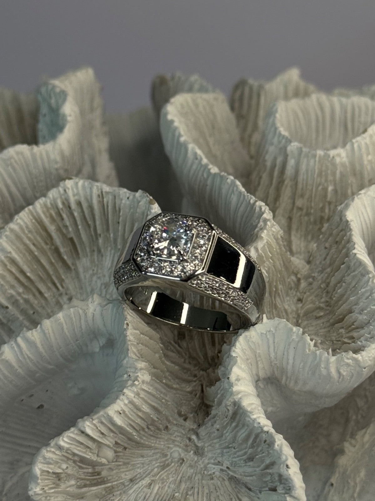 Mens 925 Sterling Silver CZ Ring Size 10