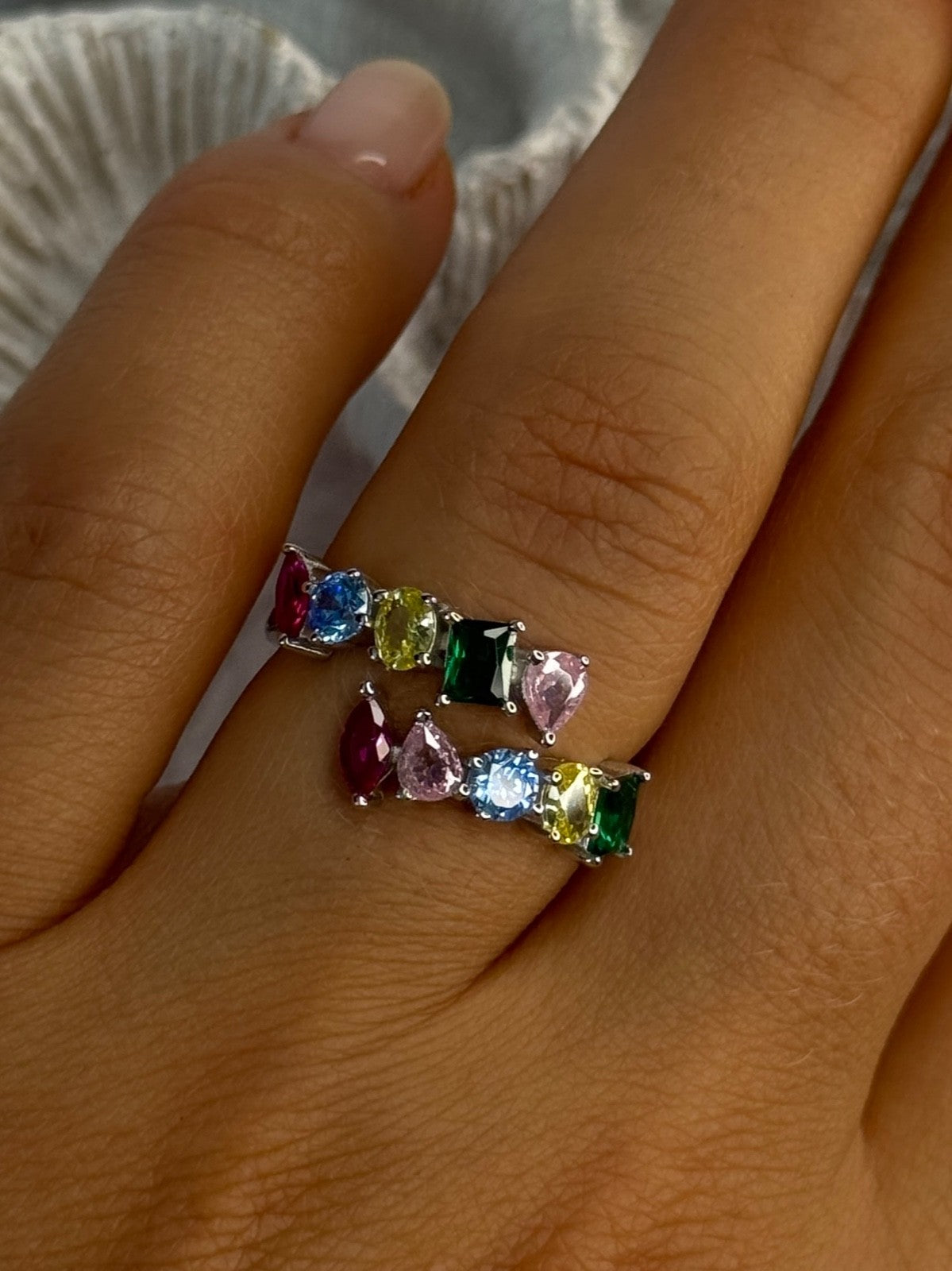 925 Sterling Silver Ring Multicolor CZ Size 7 Sizable