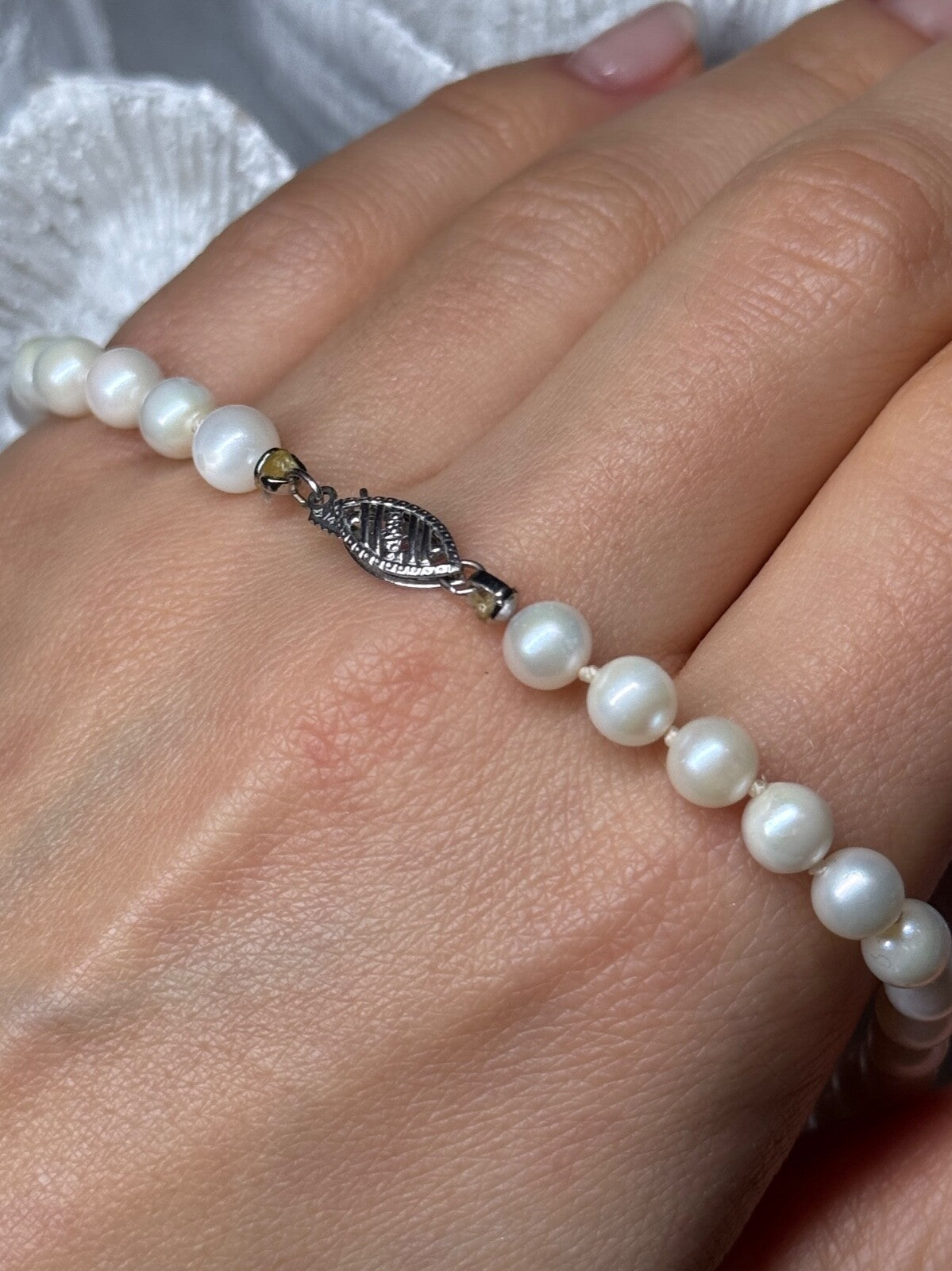 14K White Gold Pearl Necklace Length 23 Inch