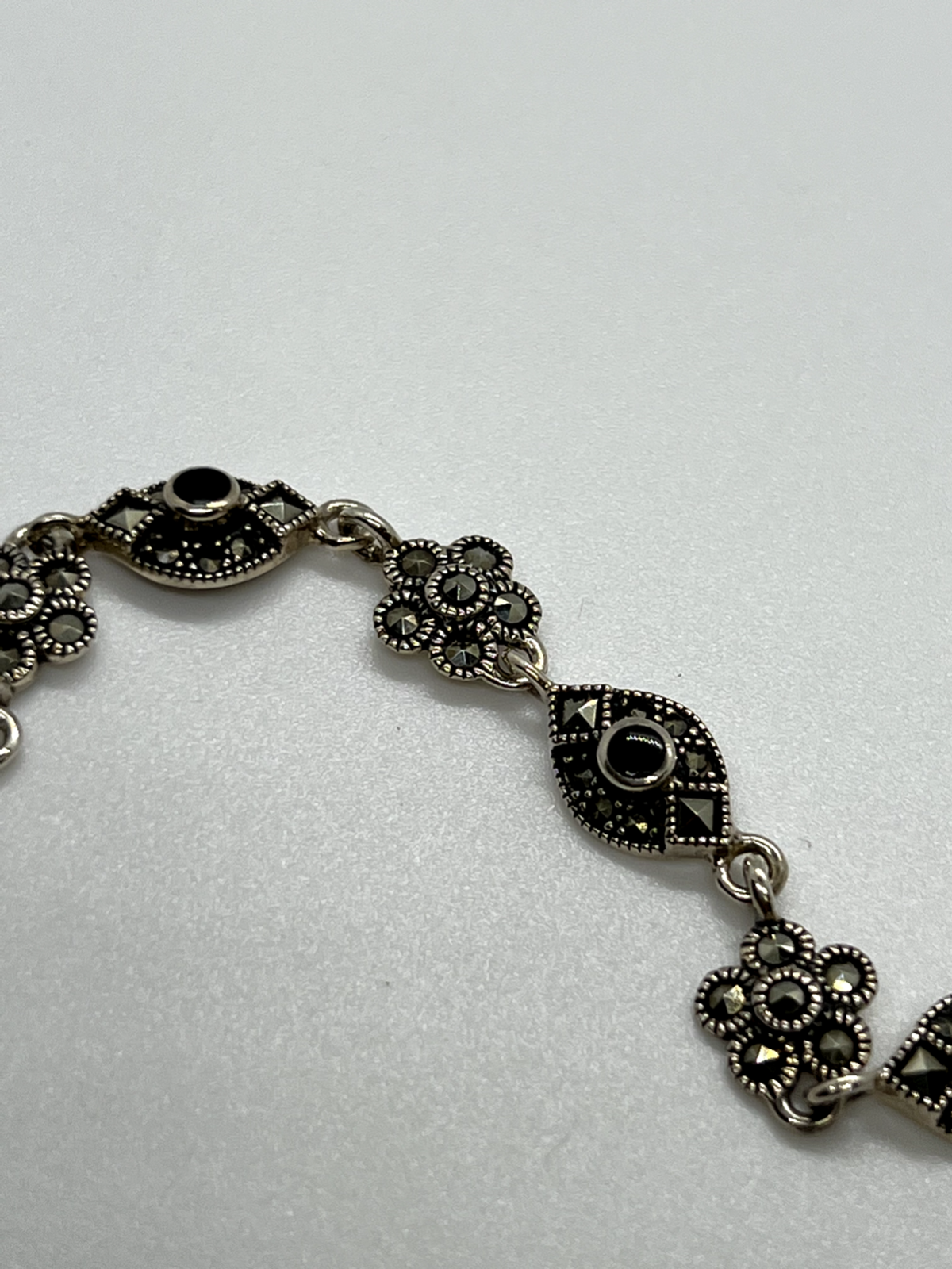 925 Sterling Silver Agate & Marcasite Bracelet