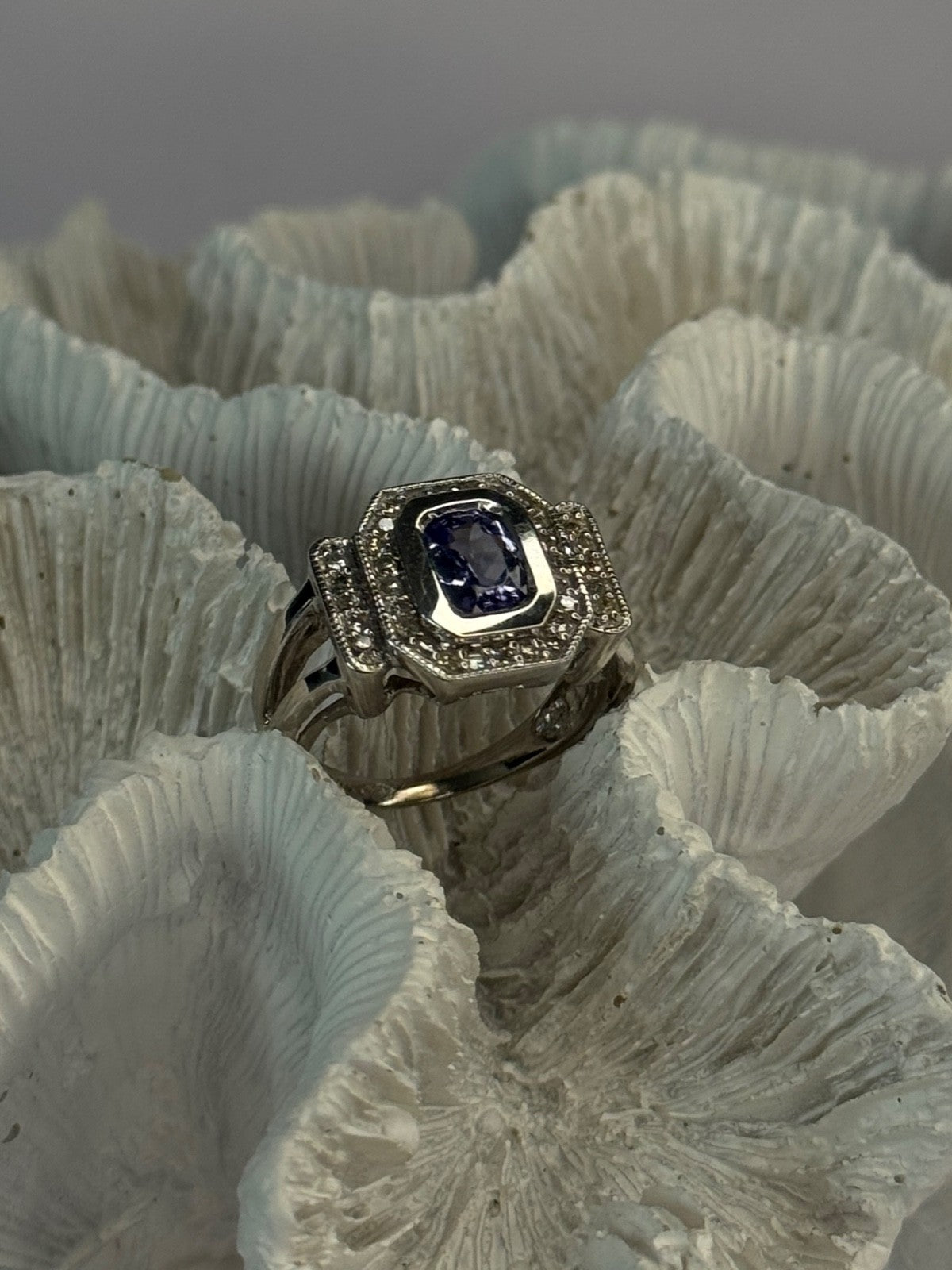 14K White Gold Tanzanite & Diamond Ring Size 6
