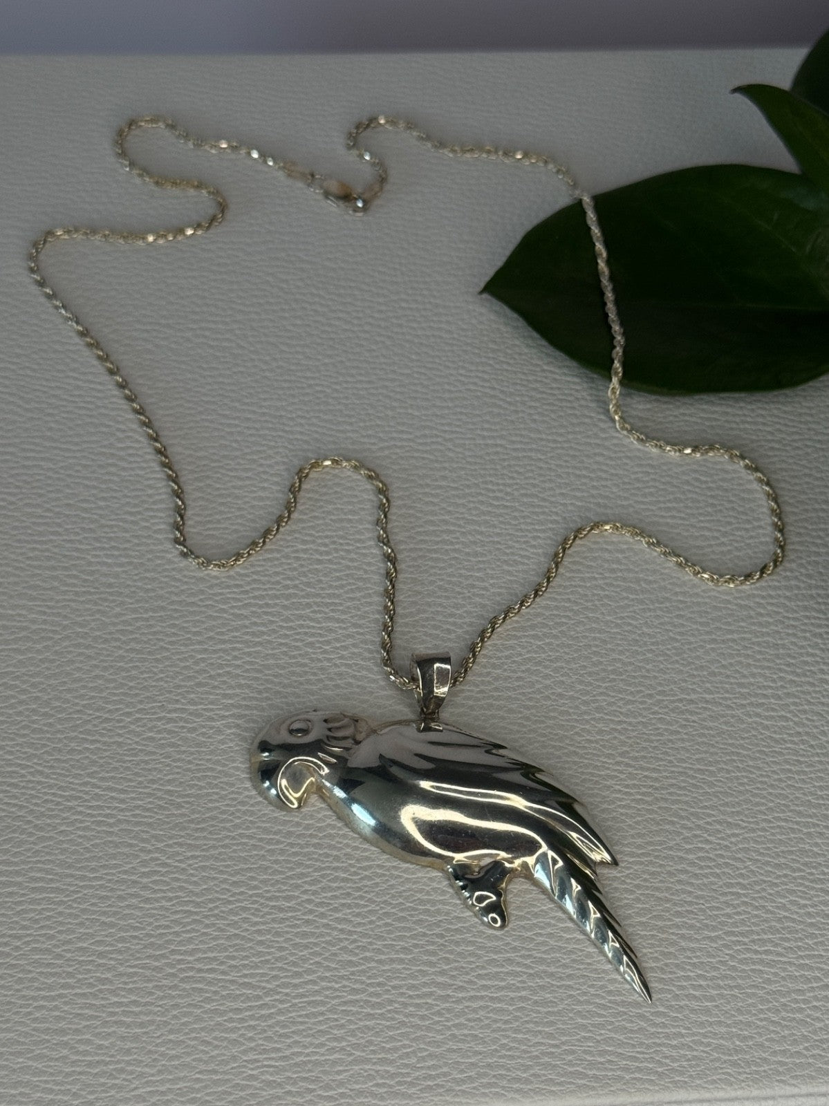 925 Sterling Silver Bird Necklace Length 20 Inch
