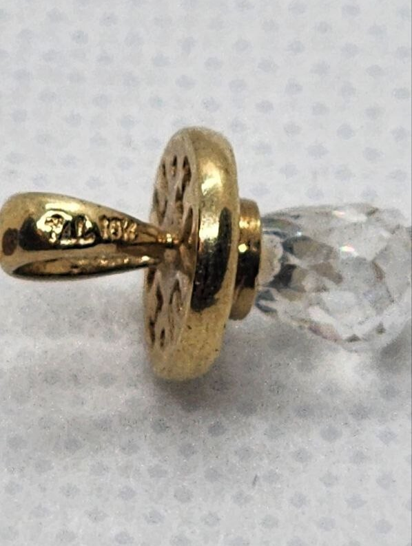 10K Yellow Gold Crystal Swarovski Pendant
