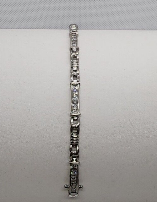 925 Sterling Silver White Quartz Bracelet Size 7.25 IN