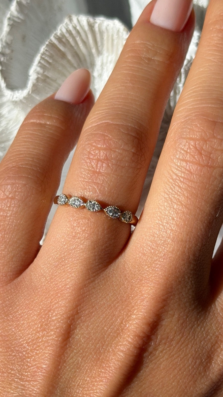 Classy 10K Yellow Gold Diamond 0.10 ct Ring Size 7