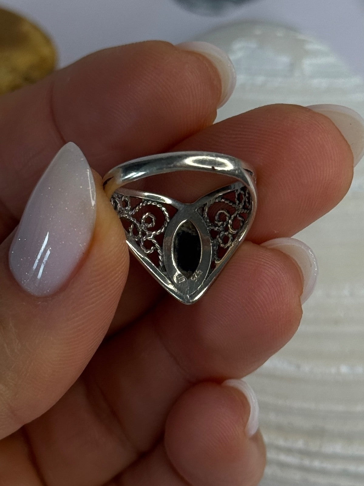 Vintage Classy Design 925 Sterling Silver Amber Ring Size 6