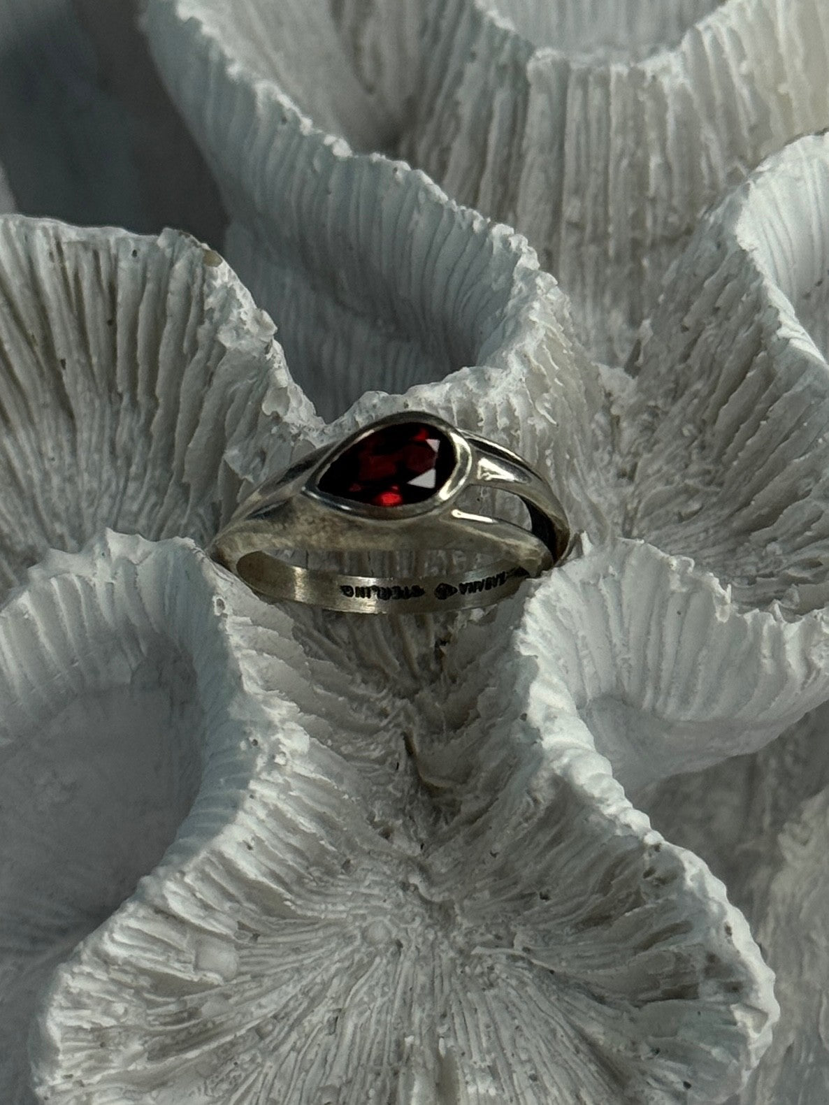 Kabana 925 Sterling Silver Garnet Ring Size 7