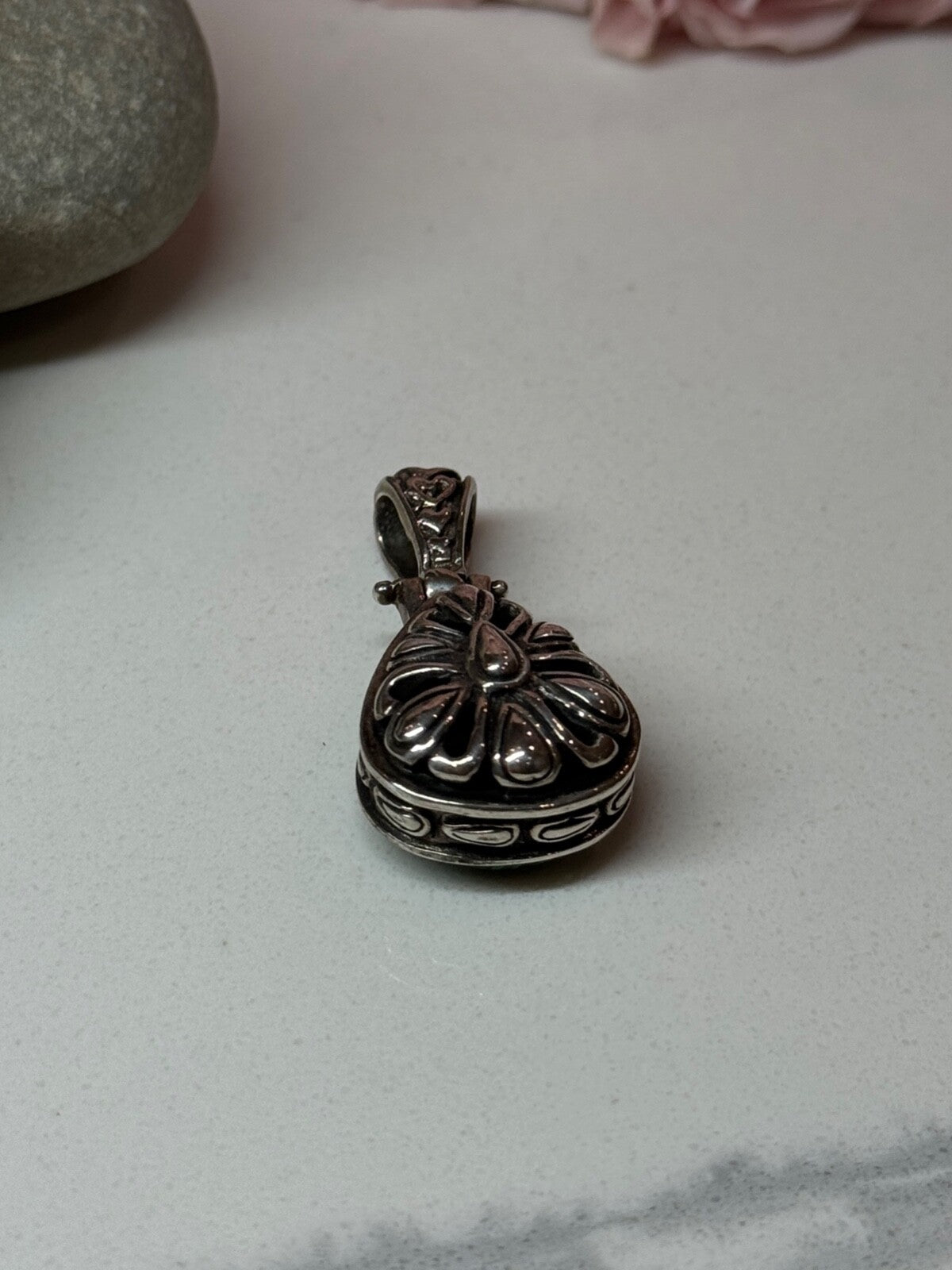 925 Sterling Silver Green Agate Pendant Length 1.4 Inch