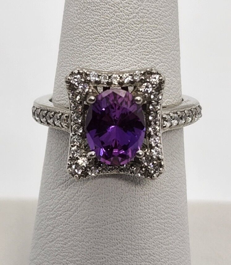 925 Sterling Silver Amethyst & ?z Ring Size 7
