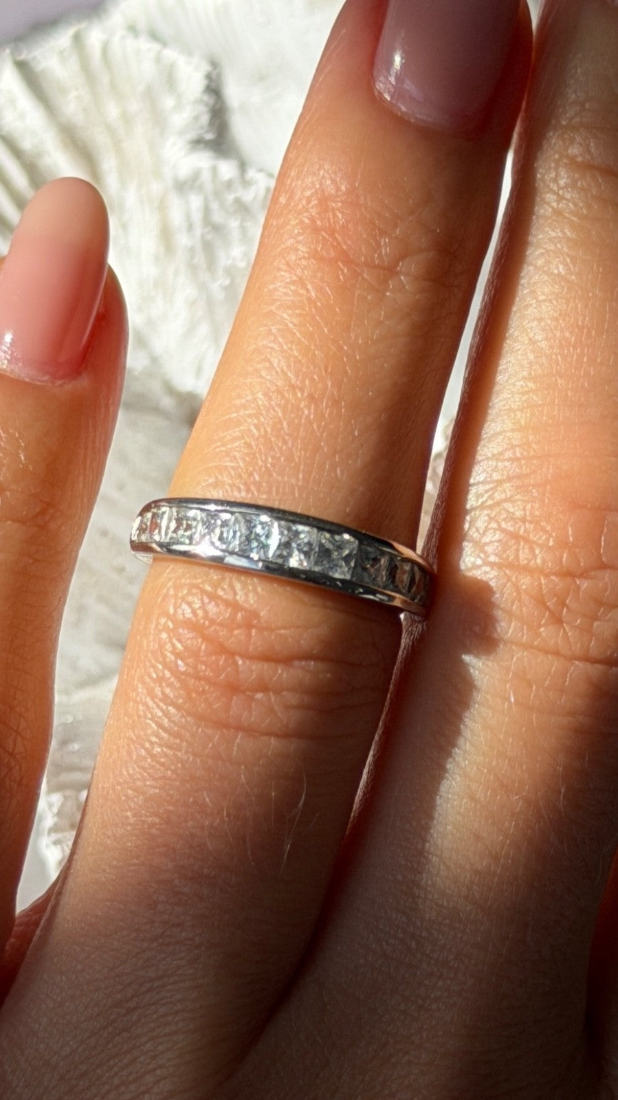 Shiny 925 Sterling Silver Cz Ring Size 6