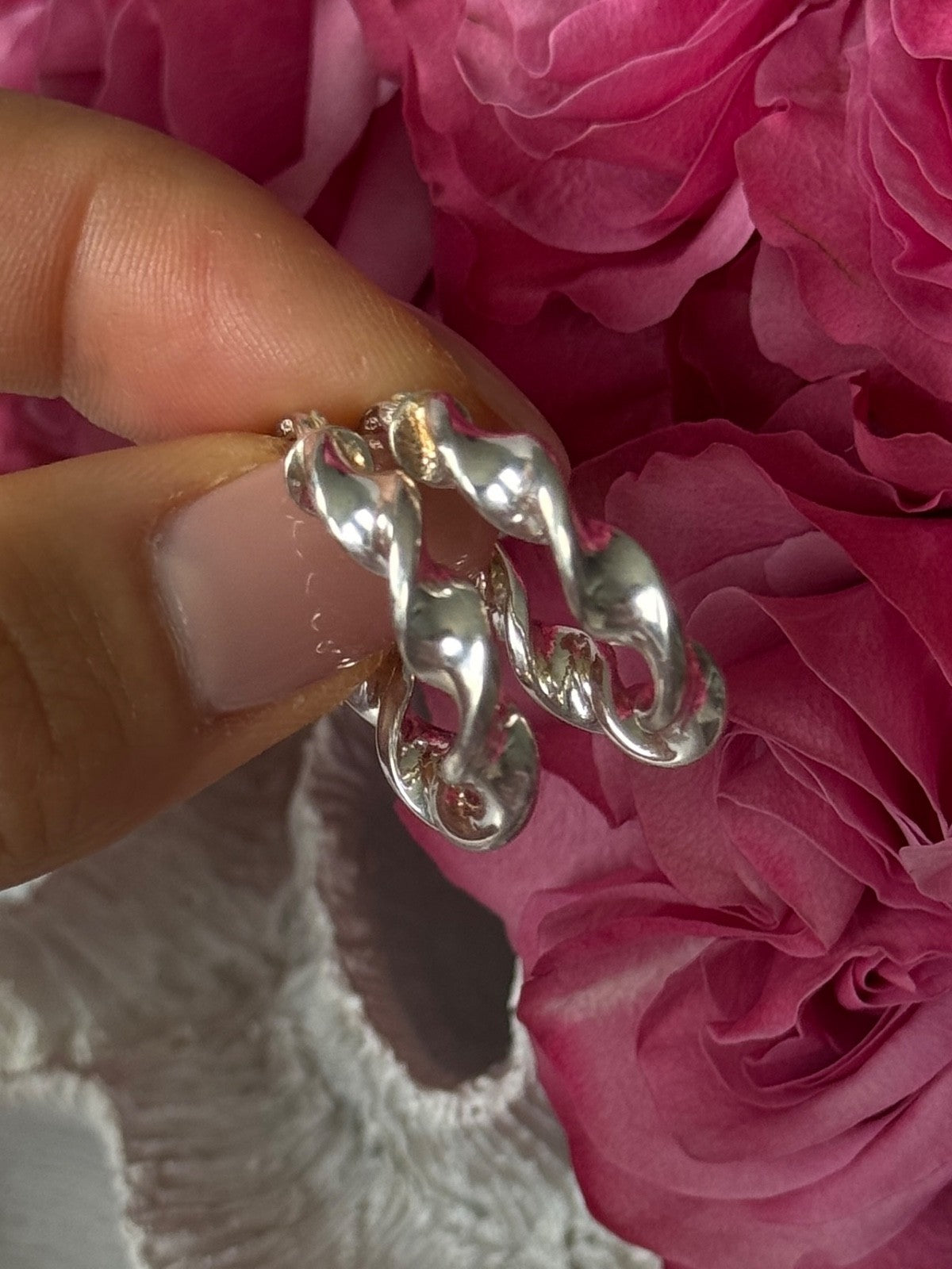 Elegant Design 925 Sterling Silver Hoop Earrings