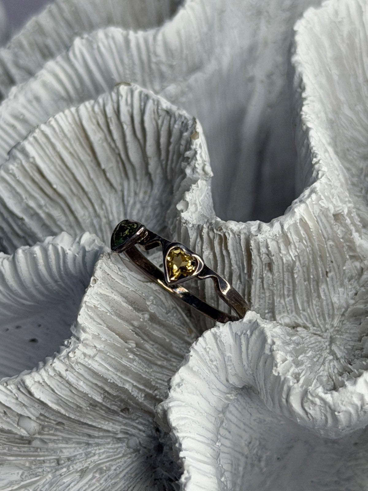 925 Sterling Silver Peridot & Citrine Heart Ring Size 8