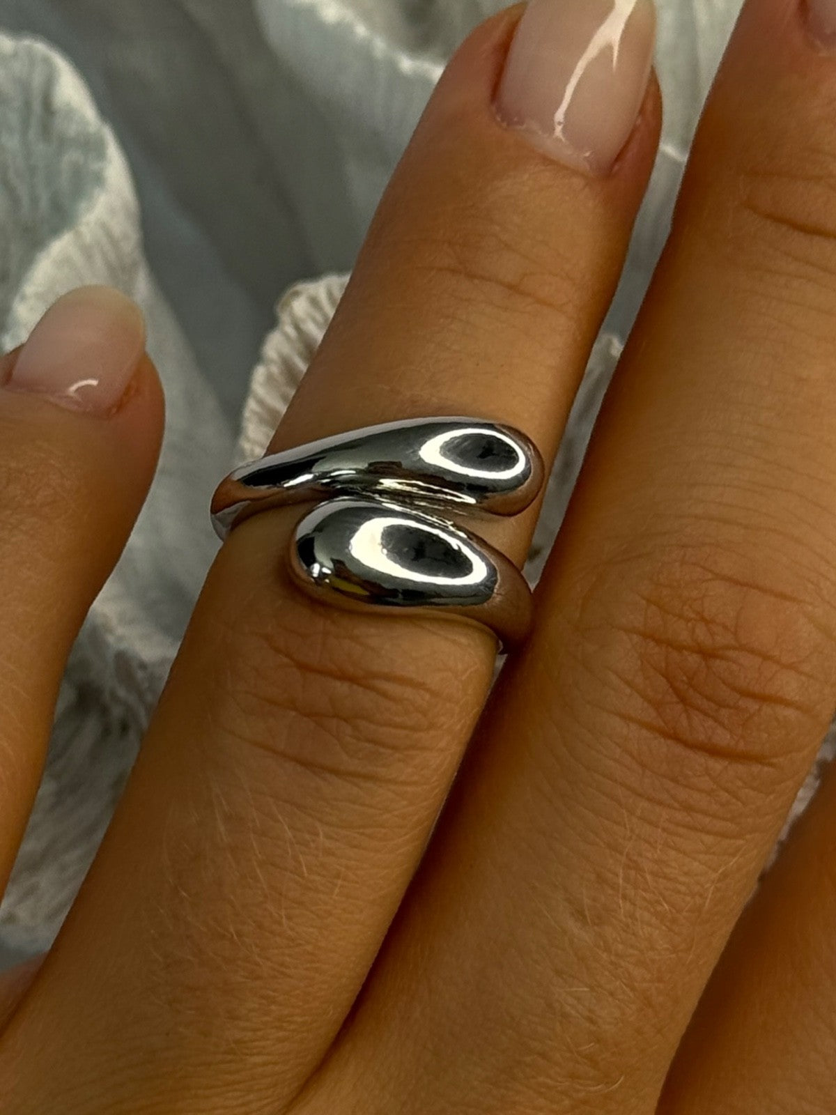 925 Sterling Silver Ring Size 7 (adjustable)