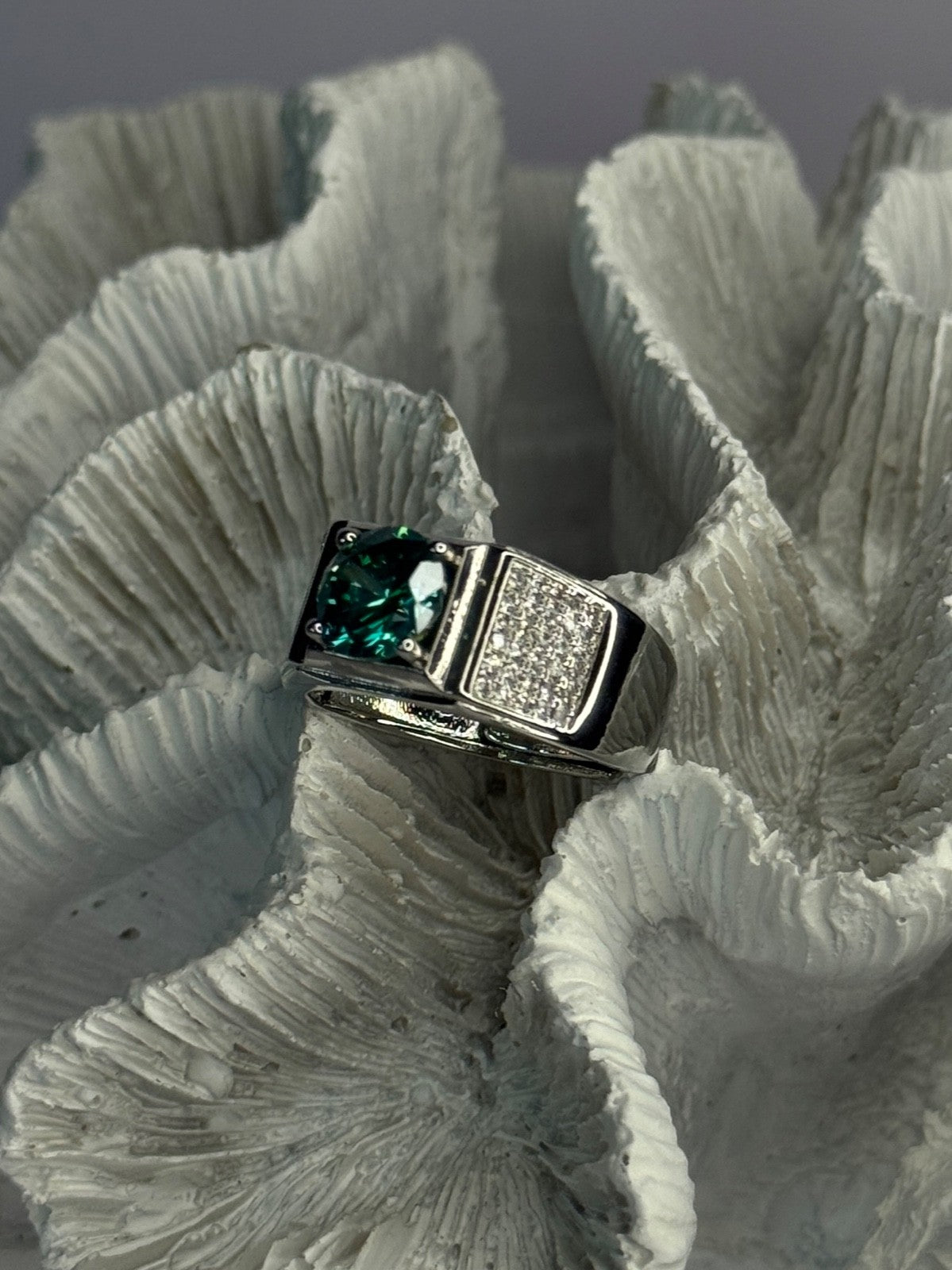 Mens 925 Sterling Silver CZ Ring Sizable 9