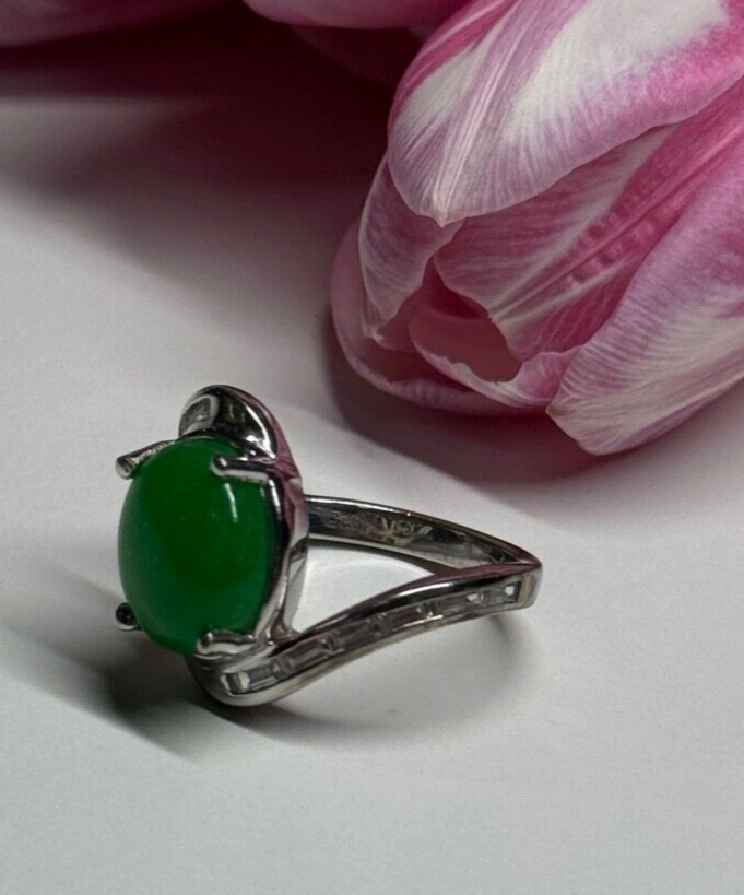 D'Joy 925 Sterling Silver Green Nephrite & White Beryl Ring Size 6.5