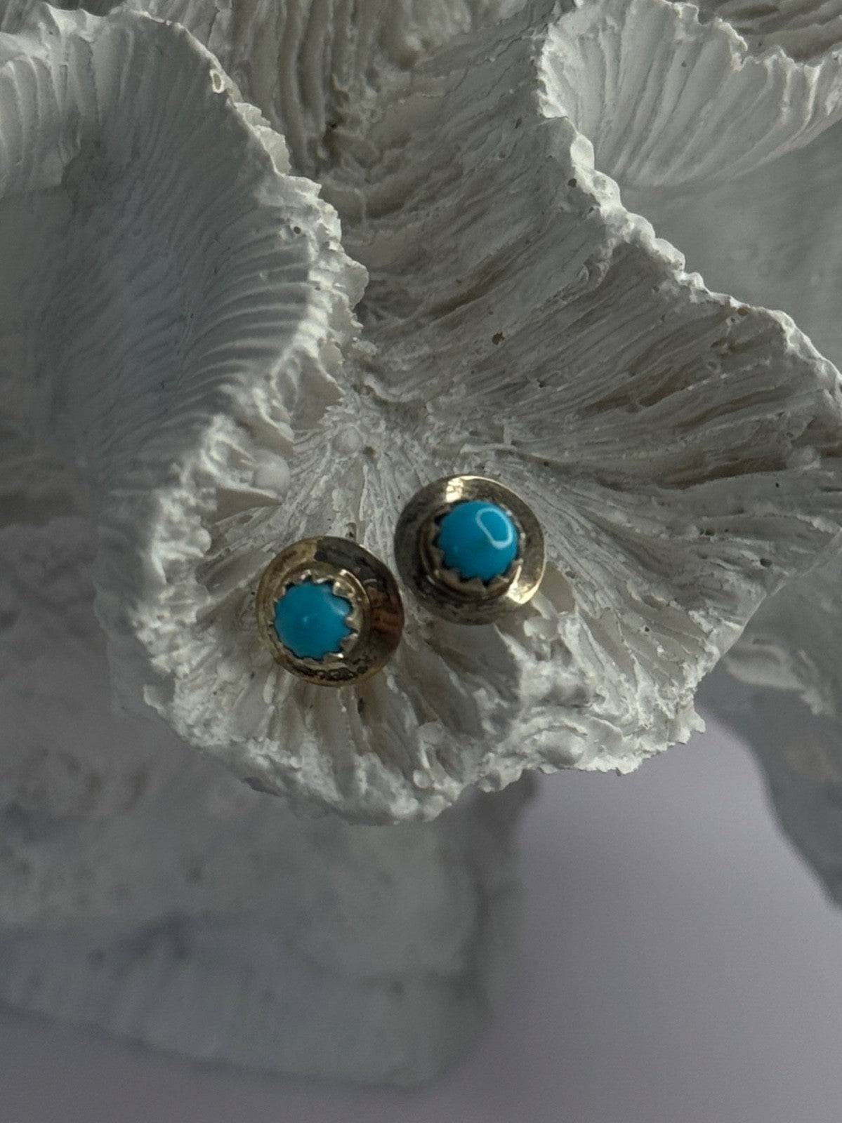 925 Sterling Silver Turquoise Stud Earrings Length 0.30 Inch