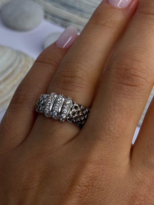 Dyadema Italy 925 Sterling Silver Cz Ring Size 9