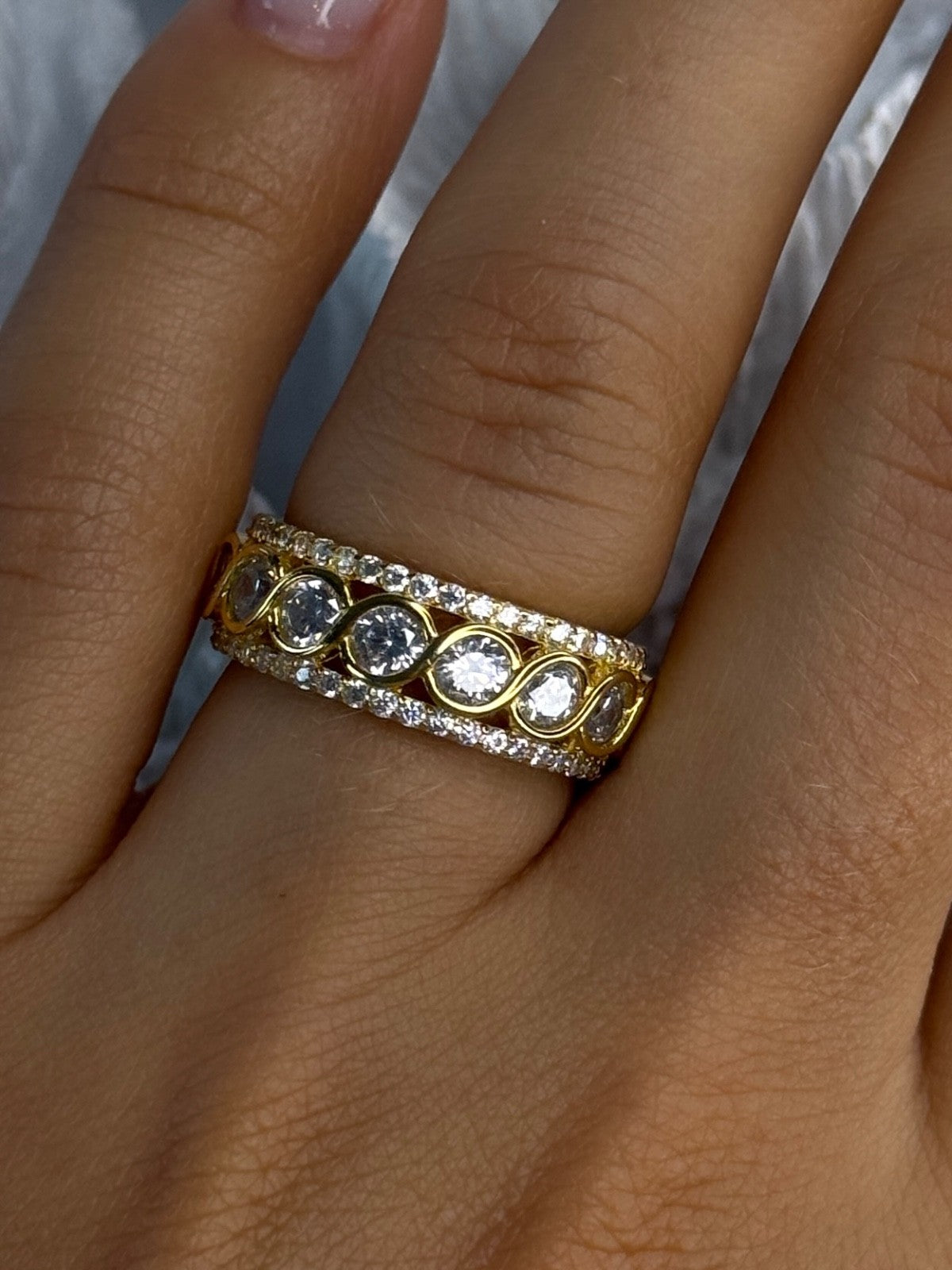 925 Sterling Silver Gold Plated Overlay Band Cz Ring Size 7