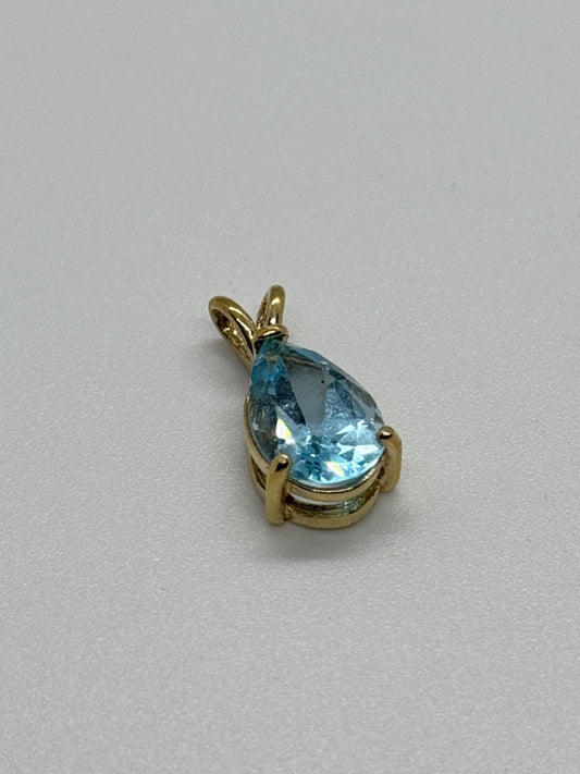 925 Sterling Silver Gold Plated Topaz Pendant Length 21 mm