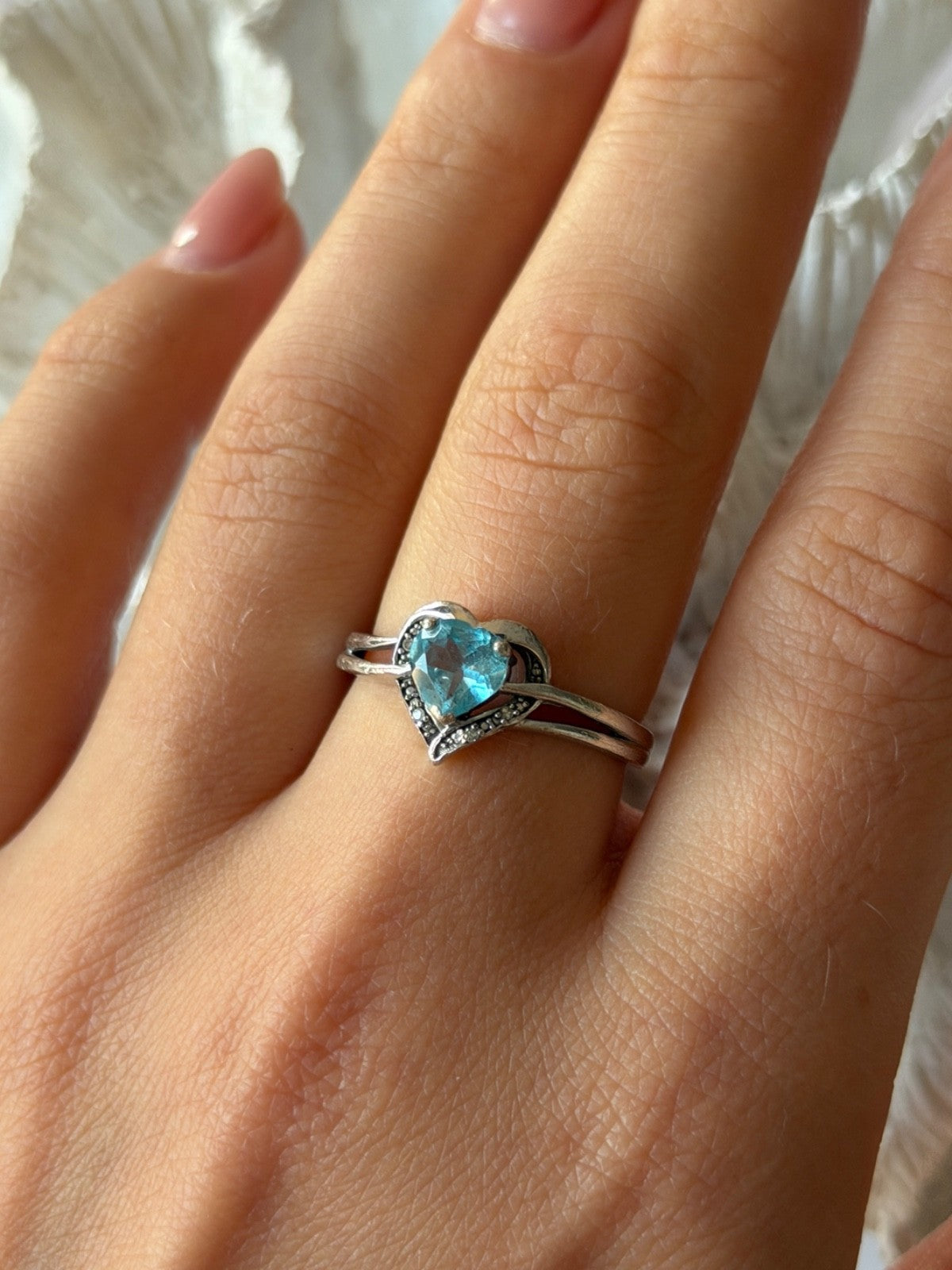 925 Sterling Silver Blue Topaz Heart & Diamond Ring Size 9