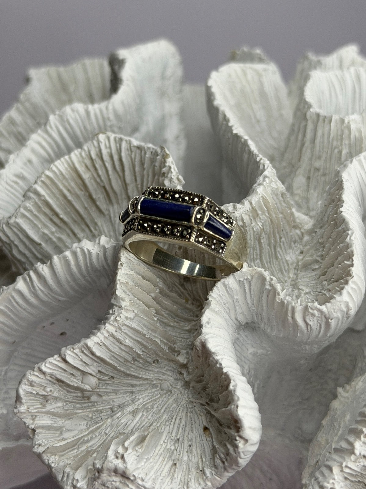 925 Sterling Silver Sodalite & Marcasite Ring Size 9