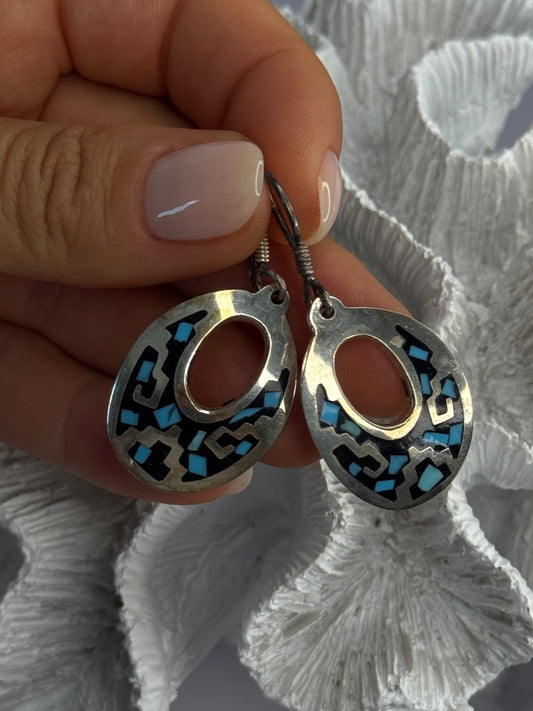 Vintage 925 Sterling Silver Onyx & Turquoise Earrings Length 1.90 Inch