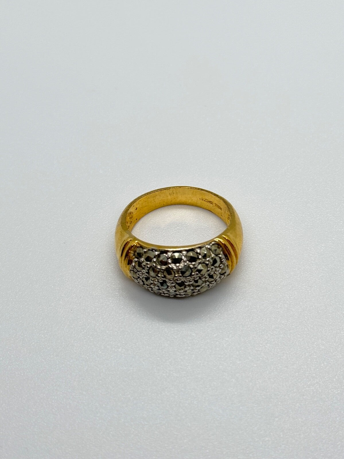 925 Sterling Silver Gold Plated Marcasite Ring Size 8