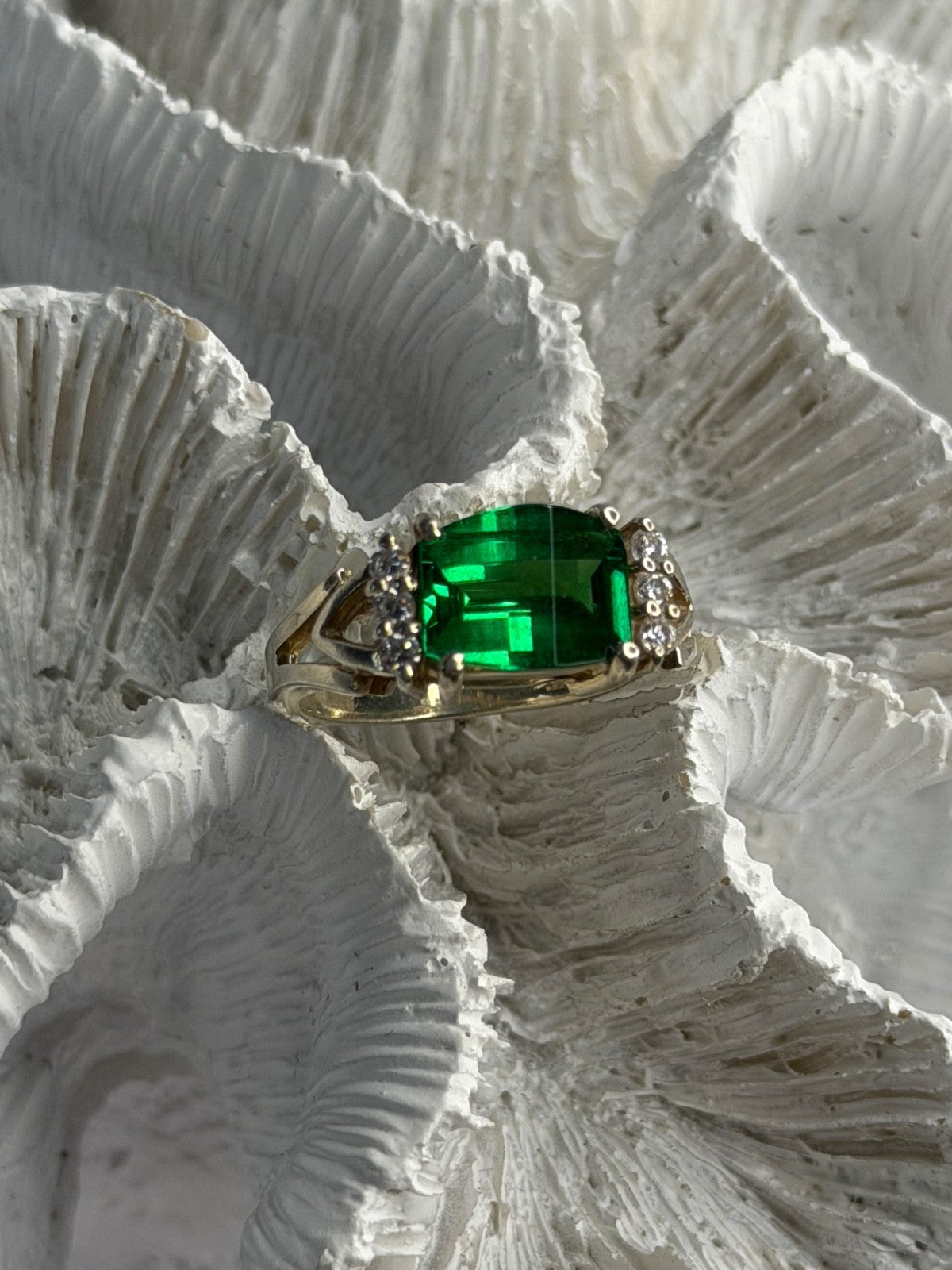 925 Sterling Silver Green Crystal & Cz Ring Size 7