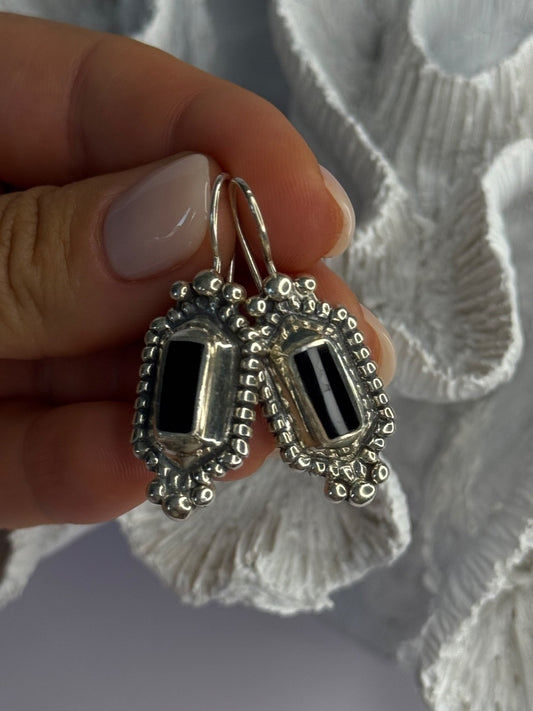 Vintage 925 Sterling Silver Onyx Earrings Length 1.50 Inch