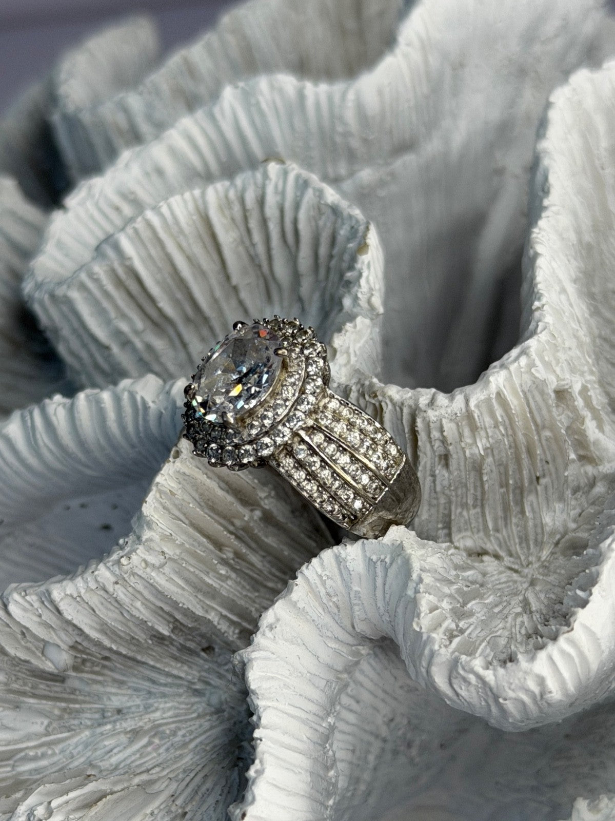 Beautiful 925 Sterling Silver Cz Ring Size 8