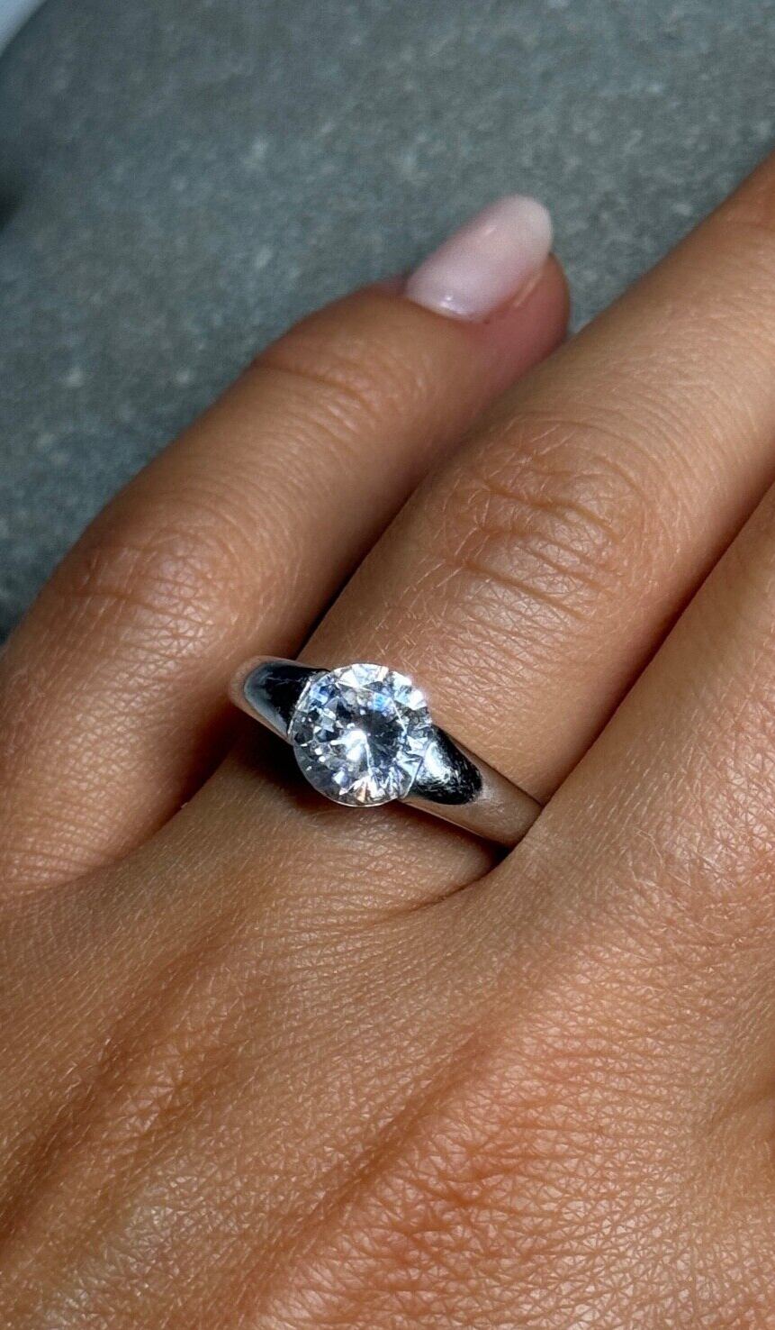 925 Sterling Silver CZ Ring Size 7.5