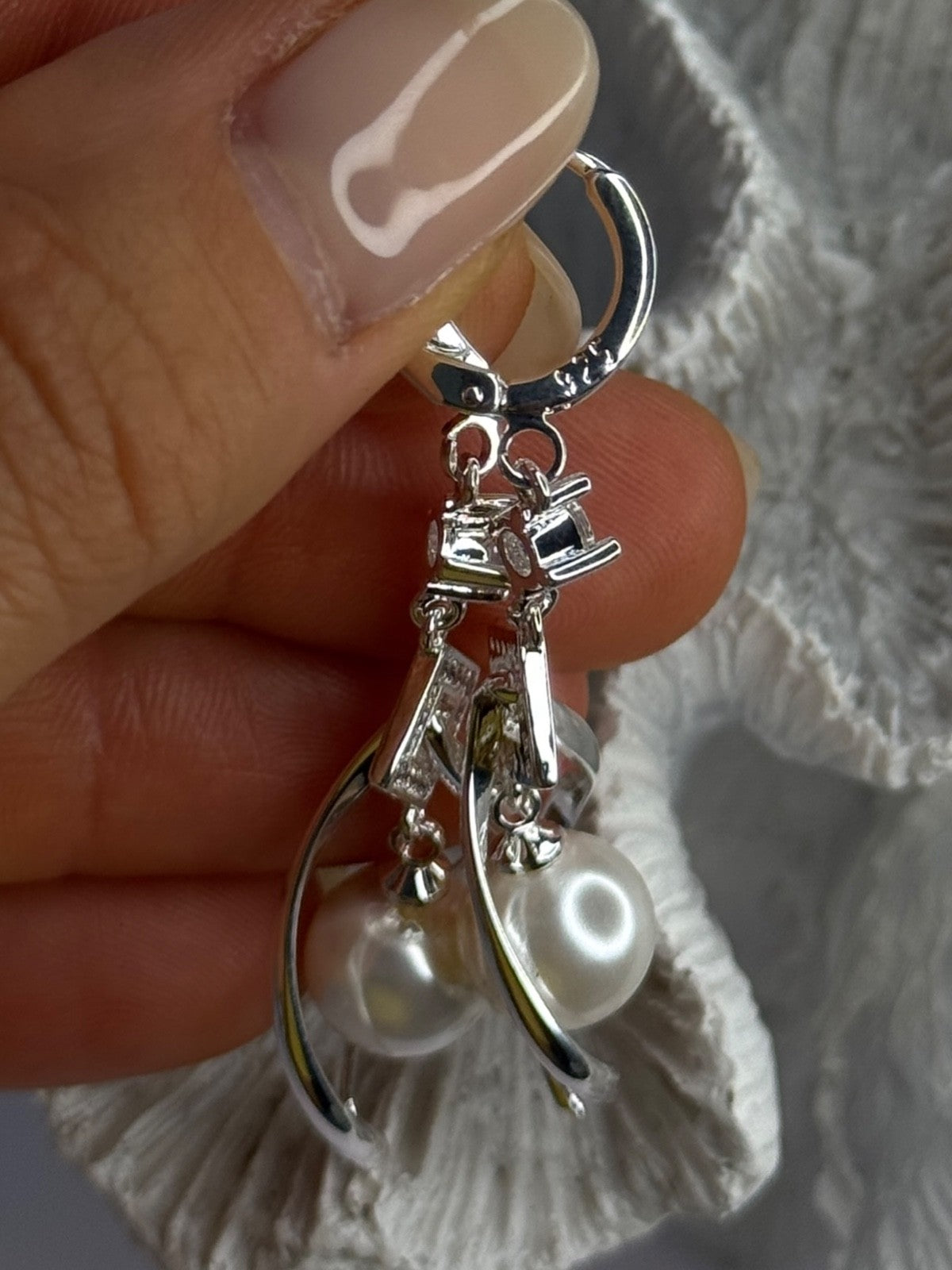 Beautiful Design 925 Sterling Silver Pearl & CZ Earrings Length 2.30 Inch