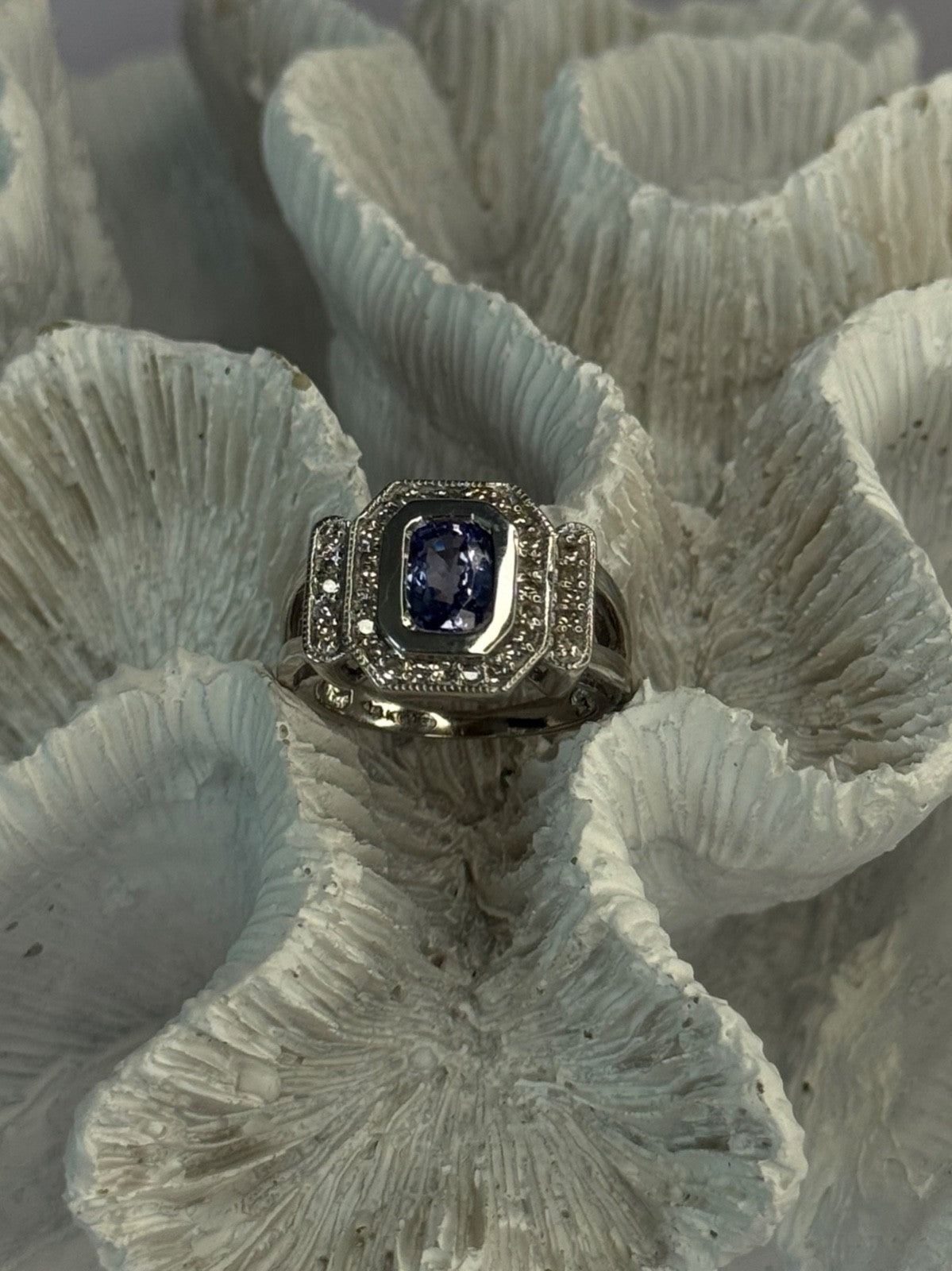 14K White Gold Tanzanite & Diamond Ring Size 6