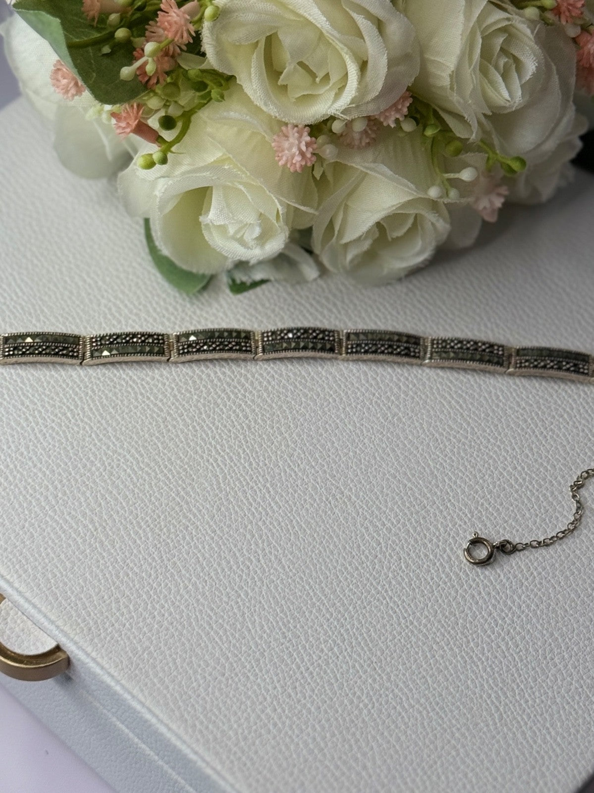 Elegant 925 Sterling Silver Marcasite Bracelet Length 8 Inch