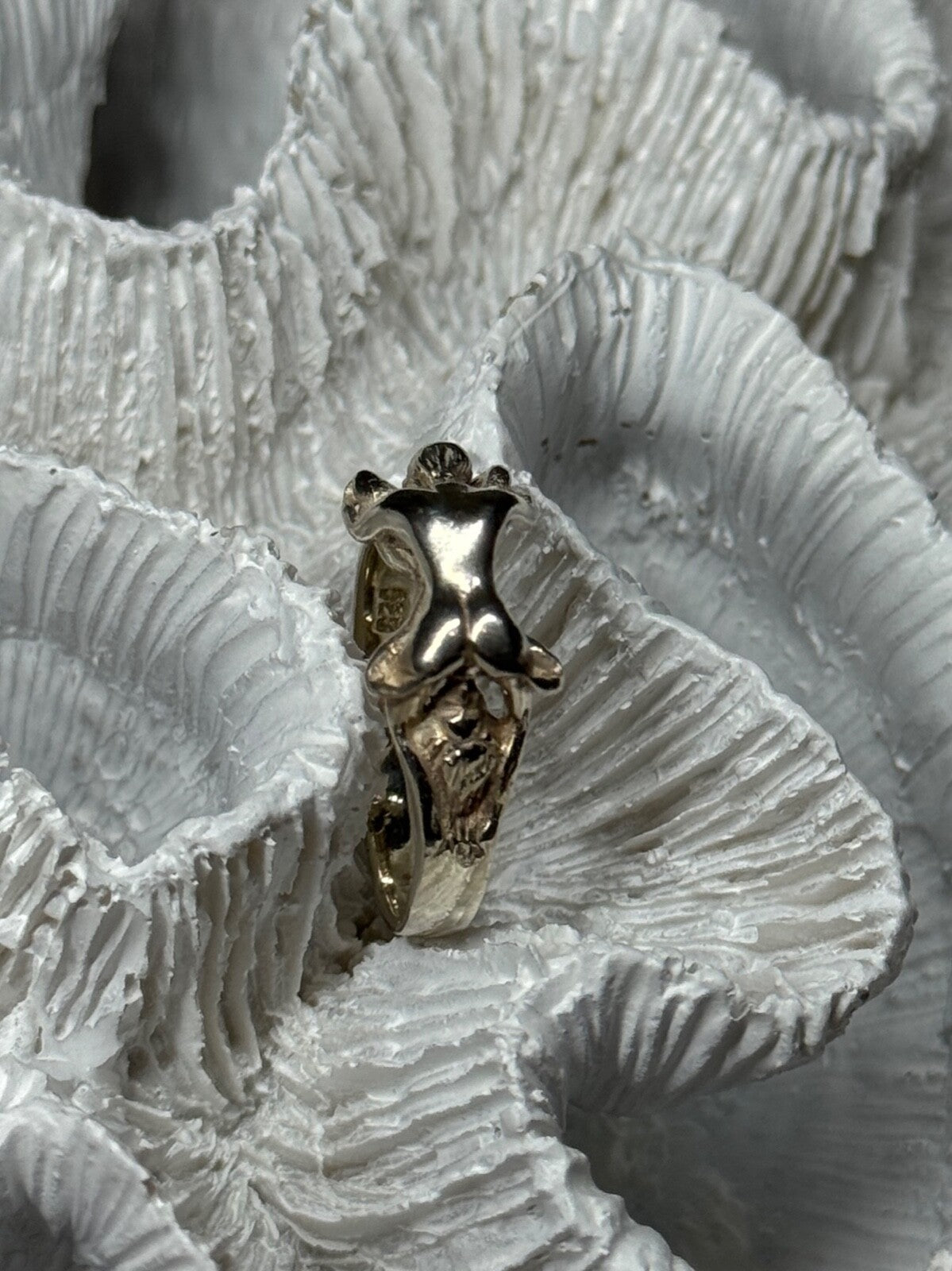 925 Sterling Silver Kamasutra Ring Size 6