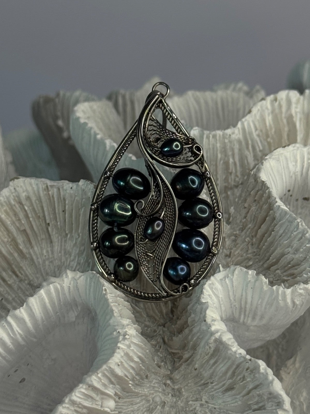 925 Sterling Silver Black Pearls Pendant Length 2.1 Inch