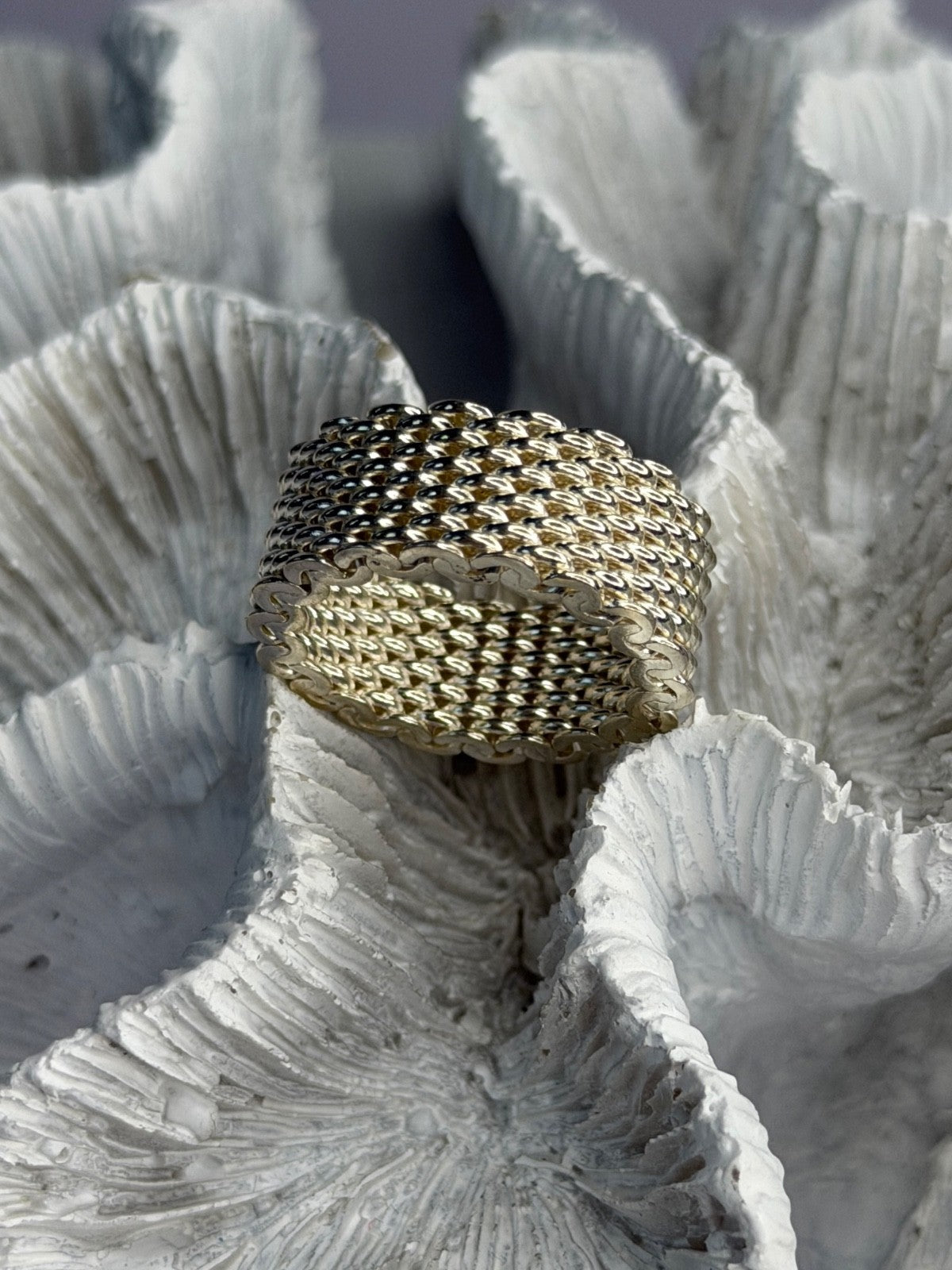 Elegant Unique Design 925 Sterling Silver Ring Size 6