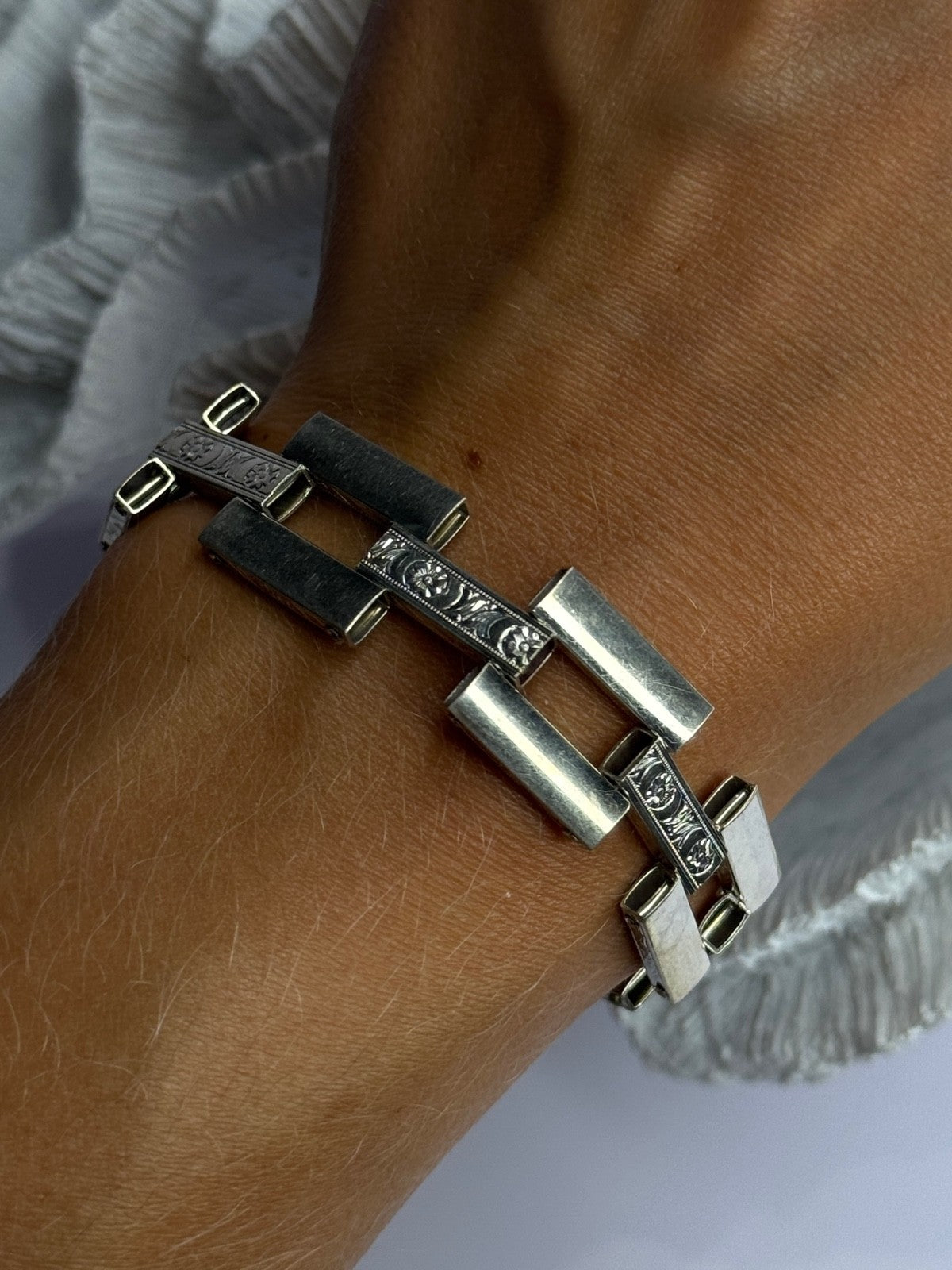 Beautiful Vintage 925 Sterling Silver Bracelet Length 7