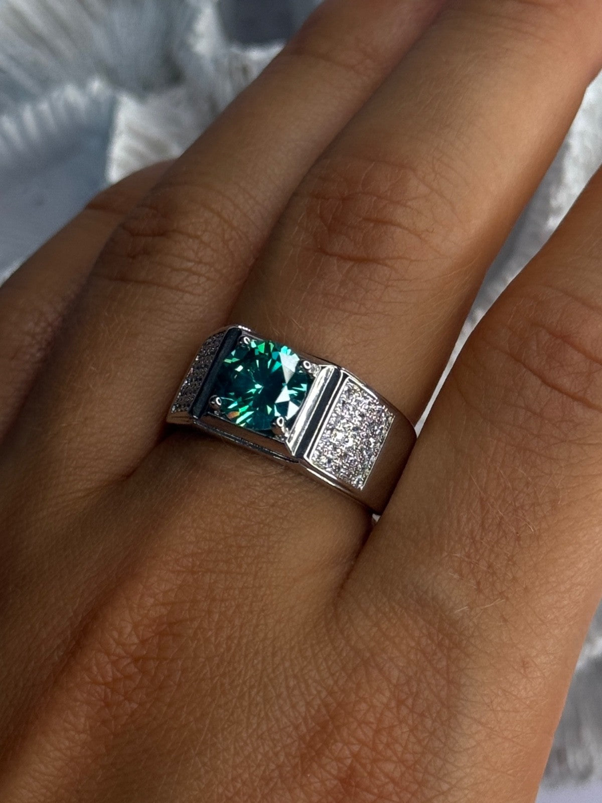 Mens 925 Sterling Silver CZ Ring Sizable 9