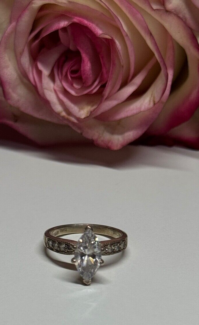 925 Sterling Silver CZ Ring Size 5.5
