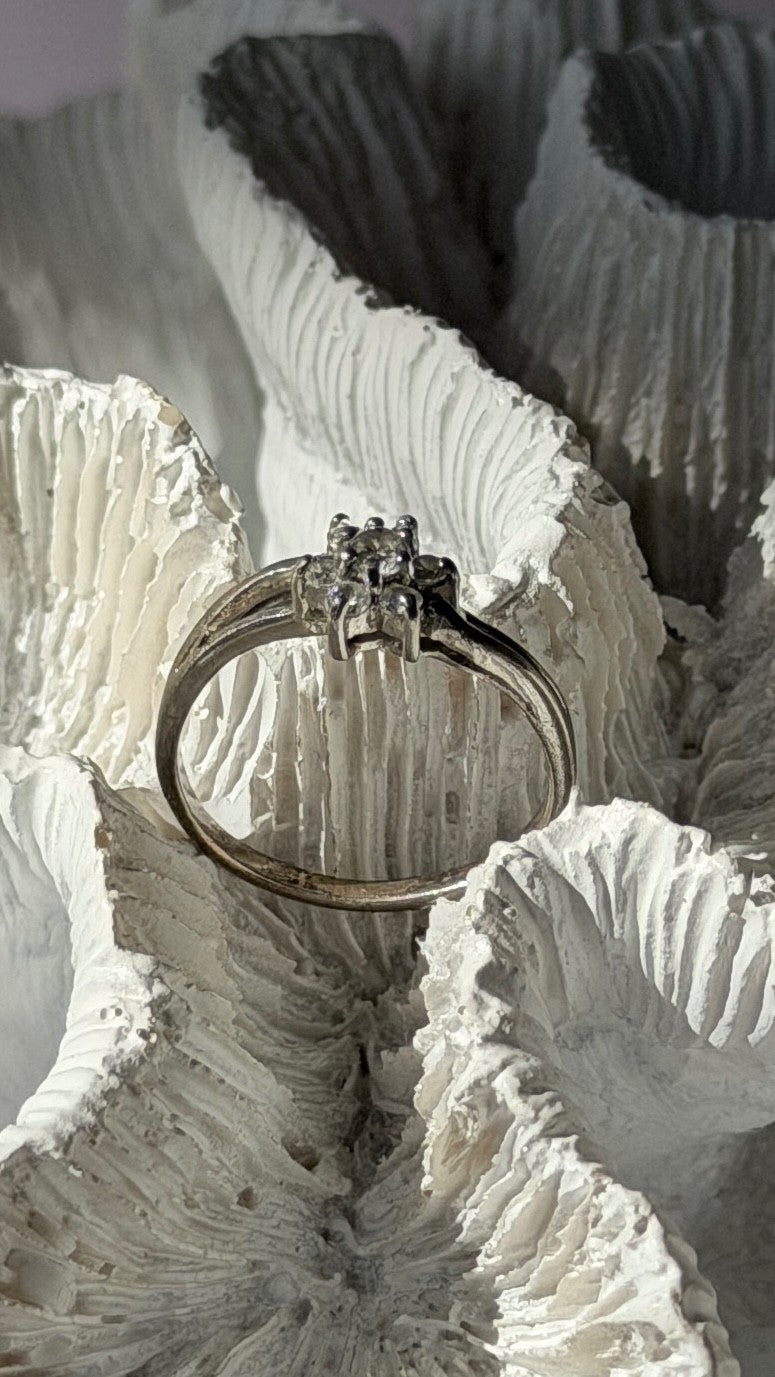 925 Sterling Silver White Topaz Flower Ring Size 6