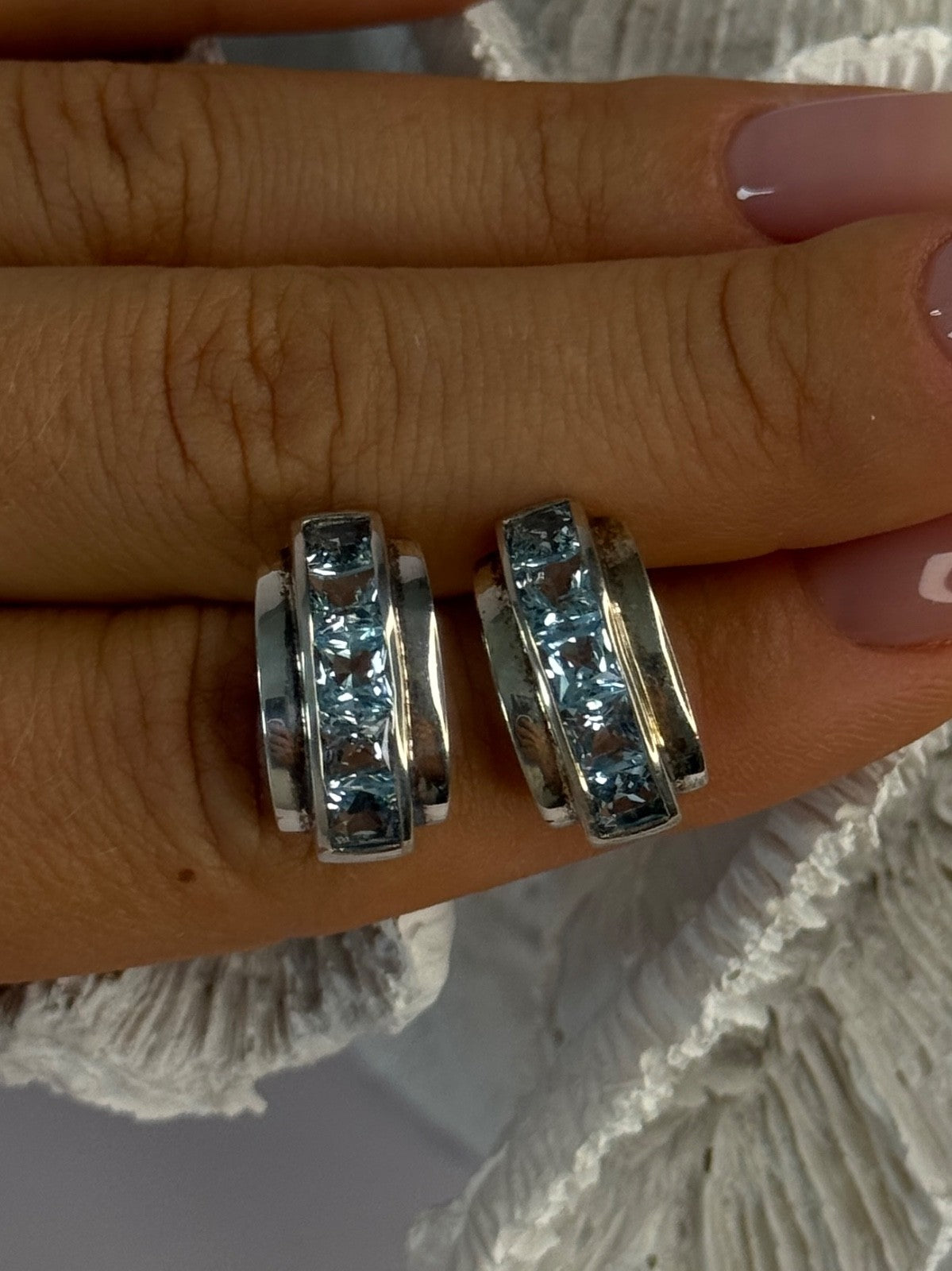 925 Sterling Silver Topaz Earrings Length 0.70 Inch