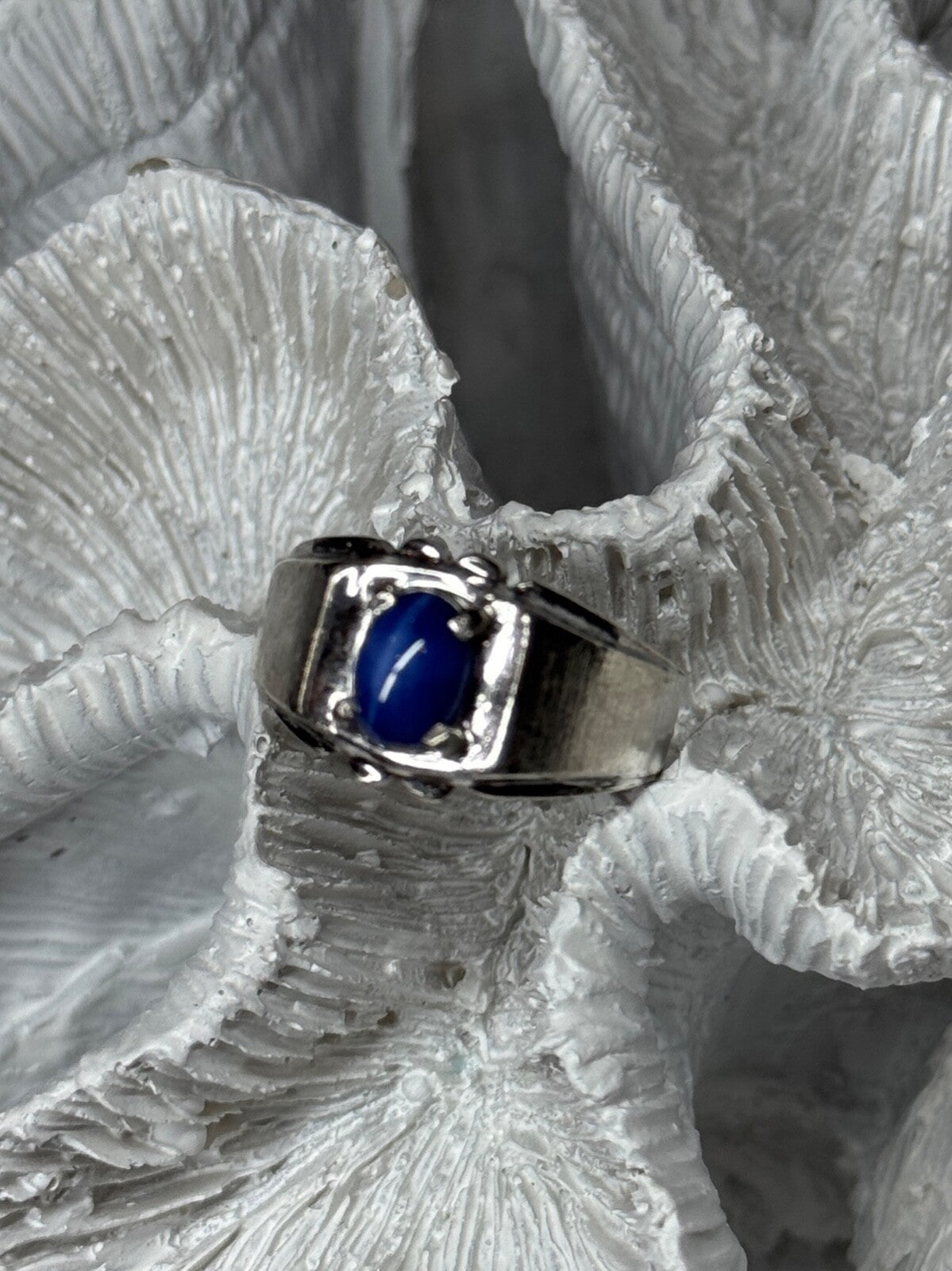 Men's 925 Sterling Silver Star Sapphire Ring Size 8.5