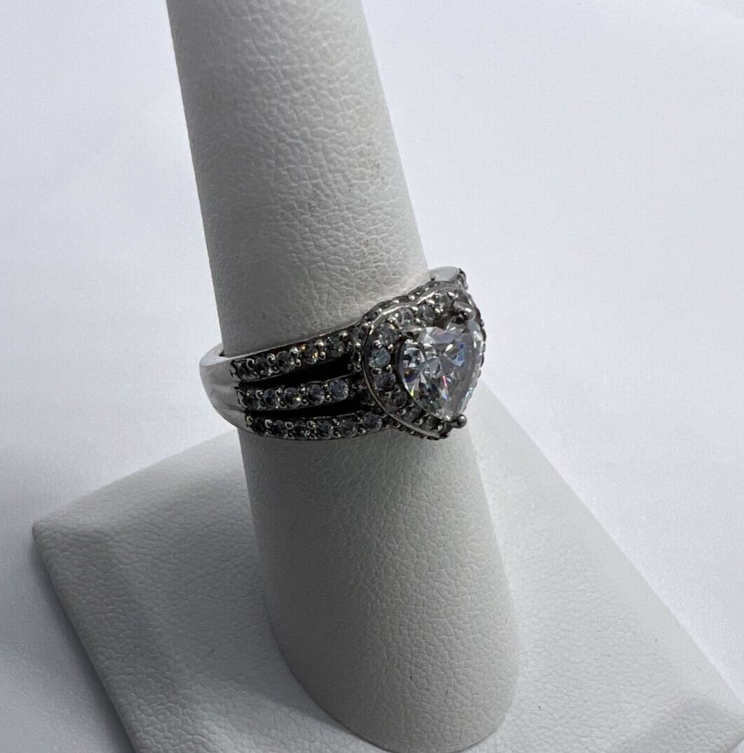 925 Sterling Silver CZ "Heart" Ring Size 6