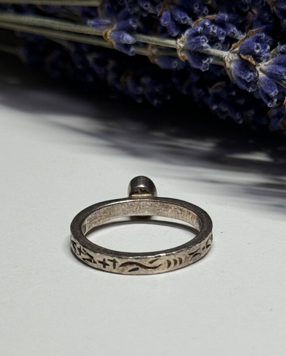 925 Sterling Silver Amethyst Ring Size 6