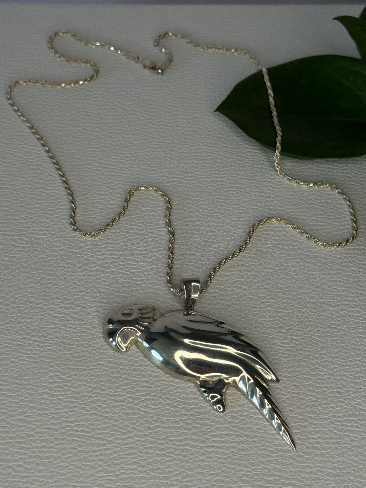 925 Sterling Silver Bird Necklace Length 20 Inch
