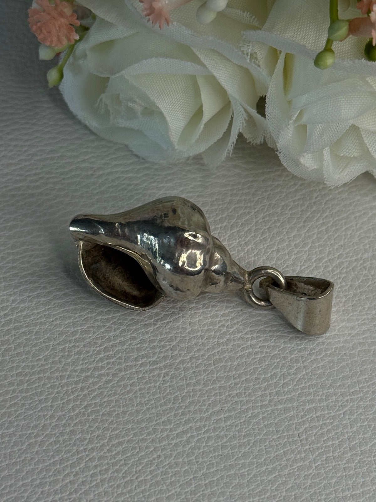 925 Sterling Silver Shell Pendant Length 1.80 Inch