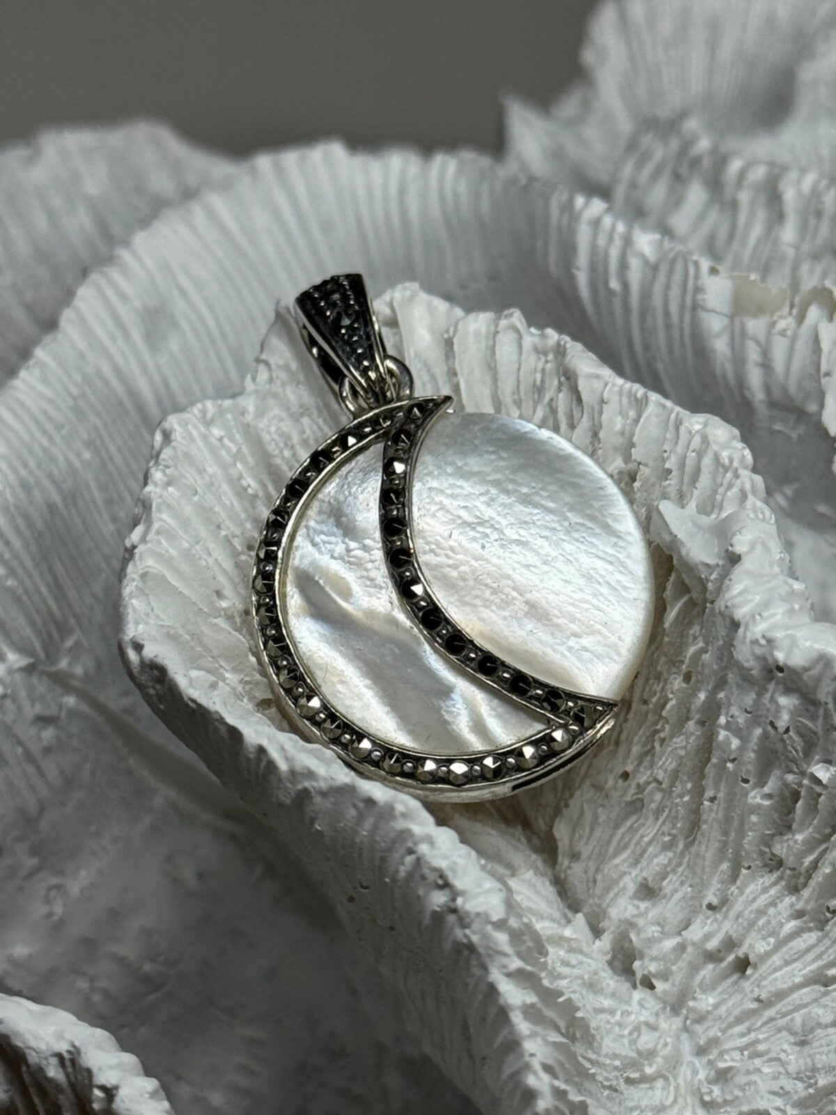 925 Sterling Silver Abalone Pendant Length 1.4 In
