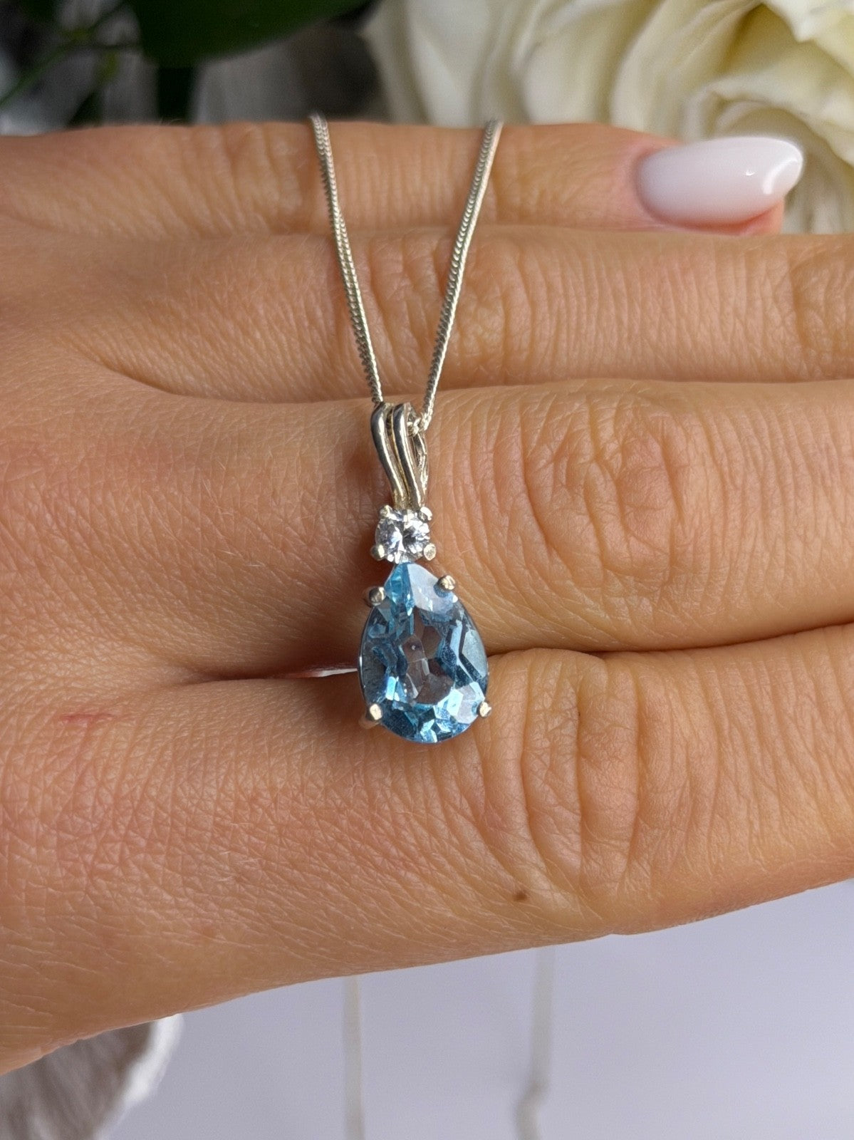 925 Sterling Silver Blue Topaz & Beryl Necklace Length 18 in