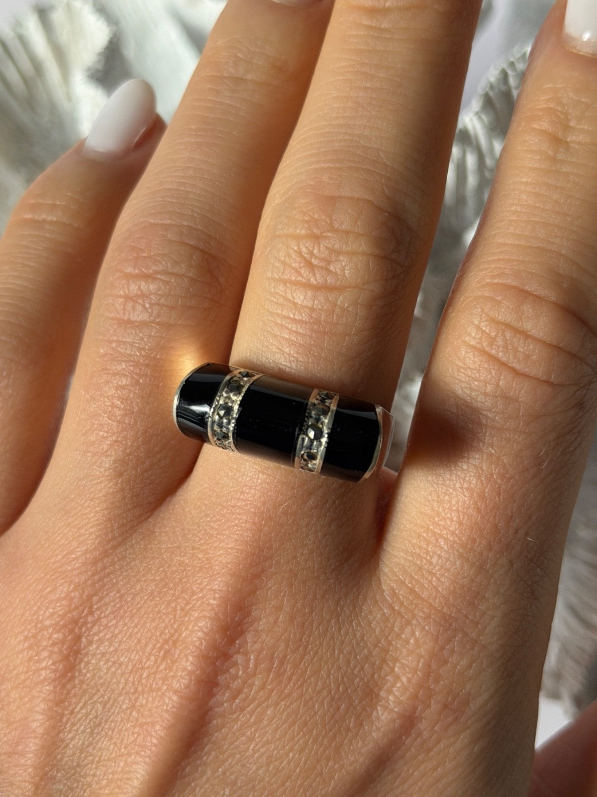 Vintage 925 Sterling Silver Onyx & Marcasite Ring Size 8.5